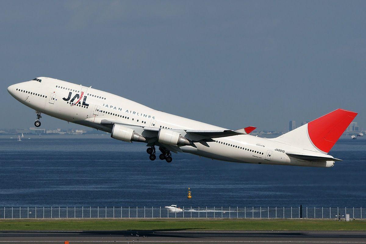 1200x800 Free download Jumbo Jet Boeing 747 400 Of Japan Airlines Aircraft Wallpaper 2631 [1200x800] for your Desktop, Mobile & Tablet. Explore Boeing 747 400 Wallpaper. Boeing 747 400 Wallpaper, Boeing 747 Wallpaper, 747 Wallpaper