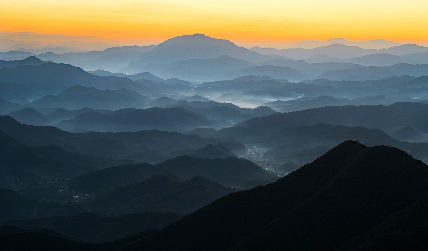 1500x879 #mountains, #nature, #landscape, #photography, #South Korea, # village, #sunlight, #morning, #mist, wallpaper. Mocah.org HD Desktop Wallpaper