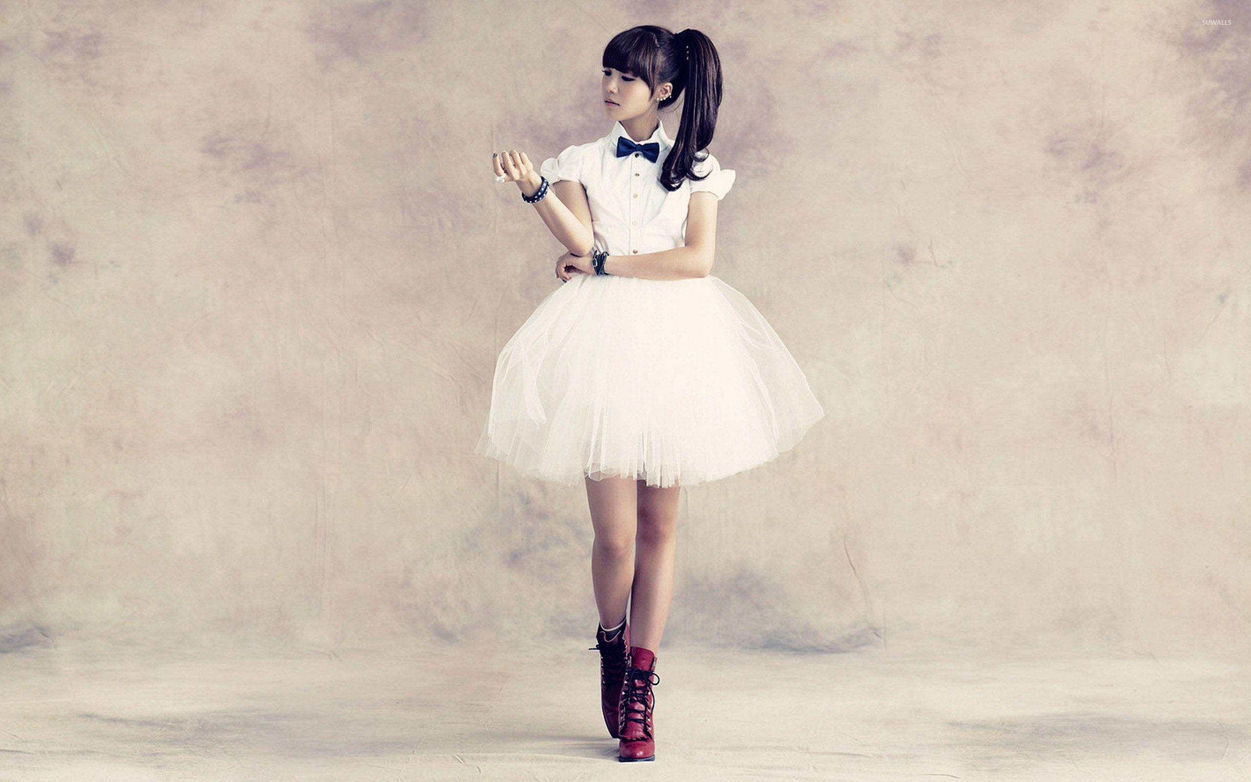 2560x1600 Jung Eun Ji Pink Wallpaper Wallpaper