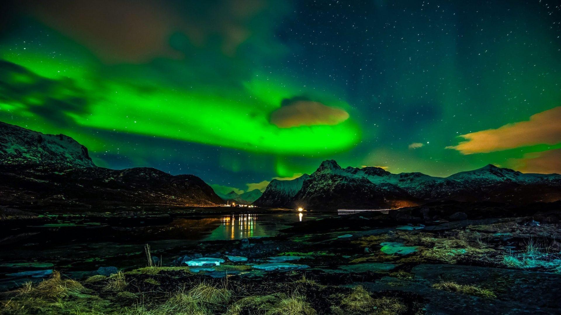 1920x1080 Lofoten Islands Norway Aurora View Wallpaper