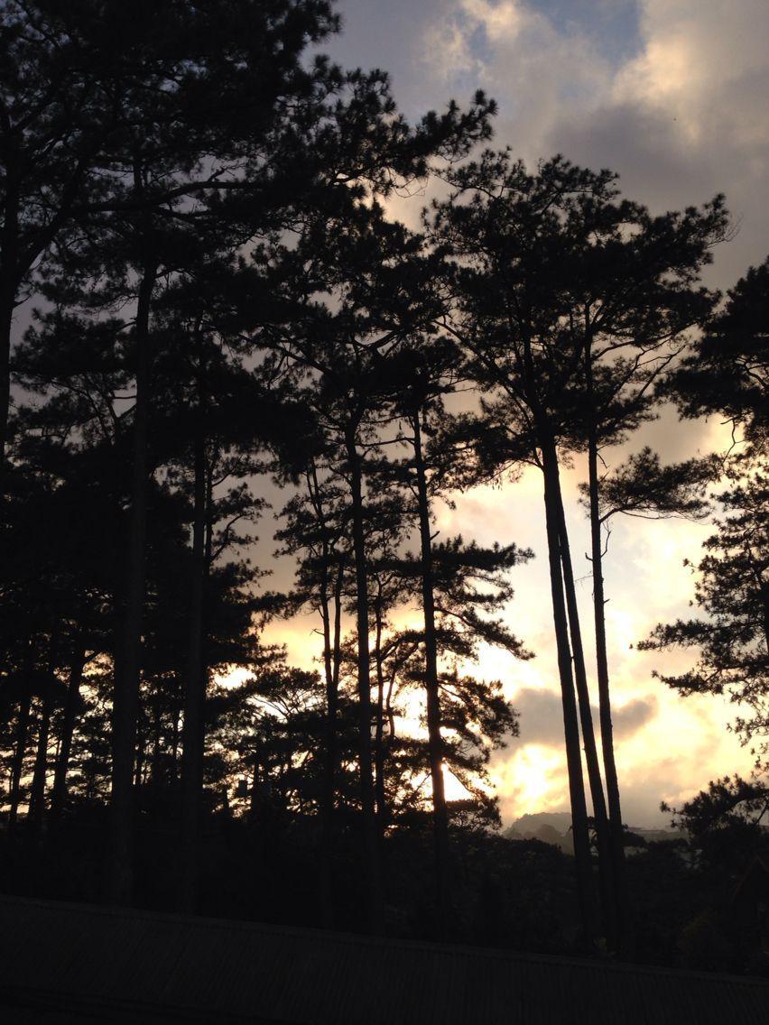 852x1136 Baguio Sunset Baguio City, Philippines. Baguio city, Philippines destinations, Philippines travel