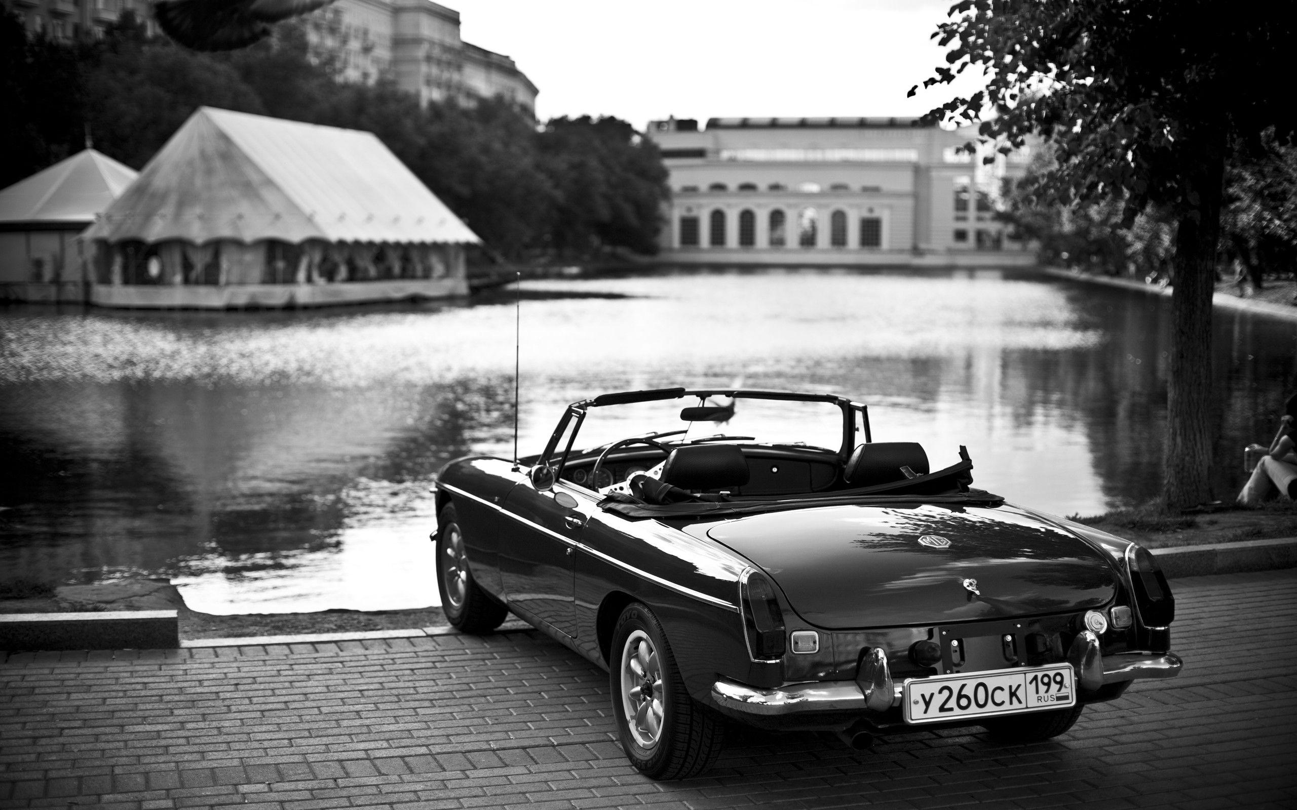 2560x1600 Black white old cars monochrome vehicles lakes greyscale wallpaperx1600