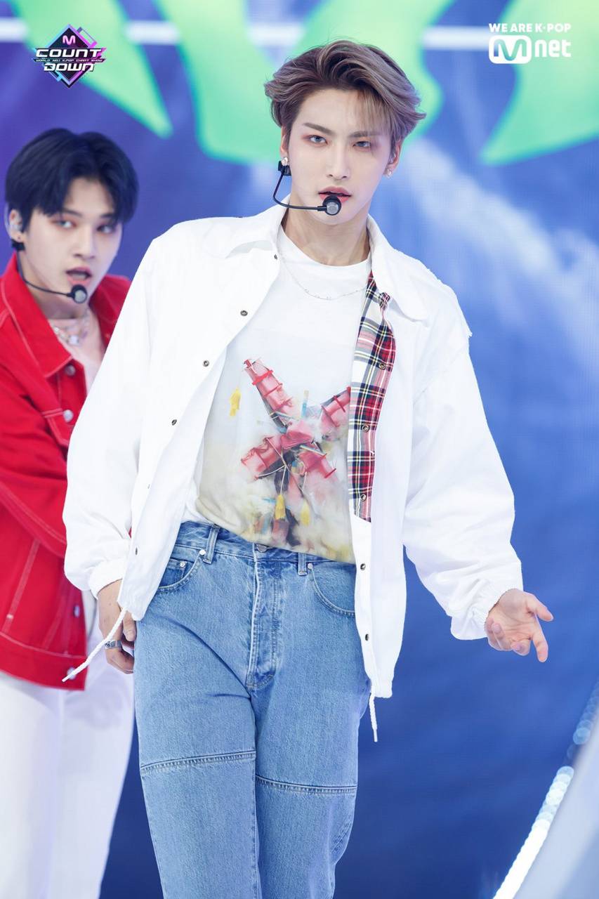 853x1280 Seonghwa ateez wallpaper