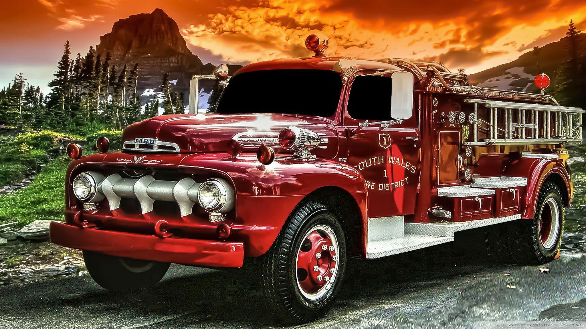 2048x1152 Old Fire Truck ❤ 4K HD Desktop Wallpaper for 4K Ultra HD TV