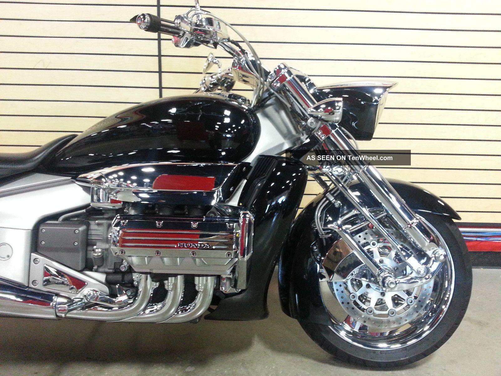 1600x1200 Honda Valkyrie Rune pic 20