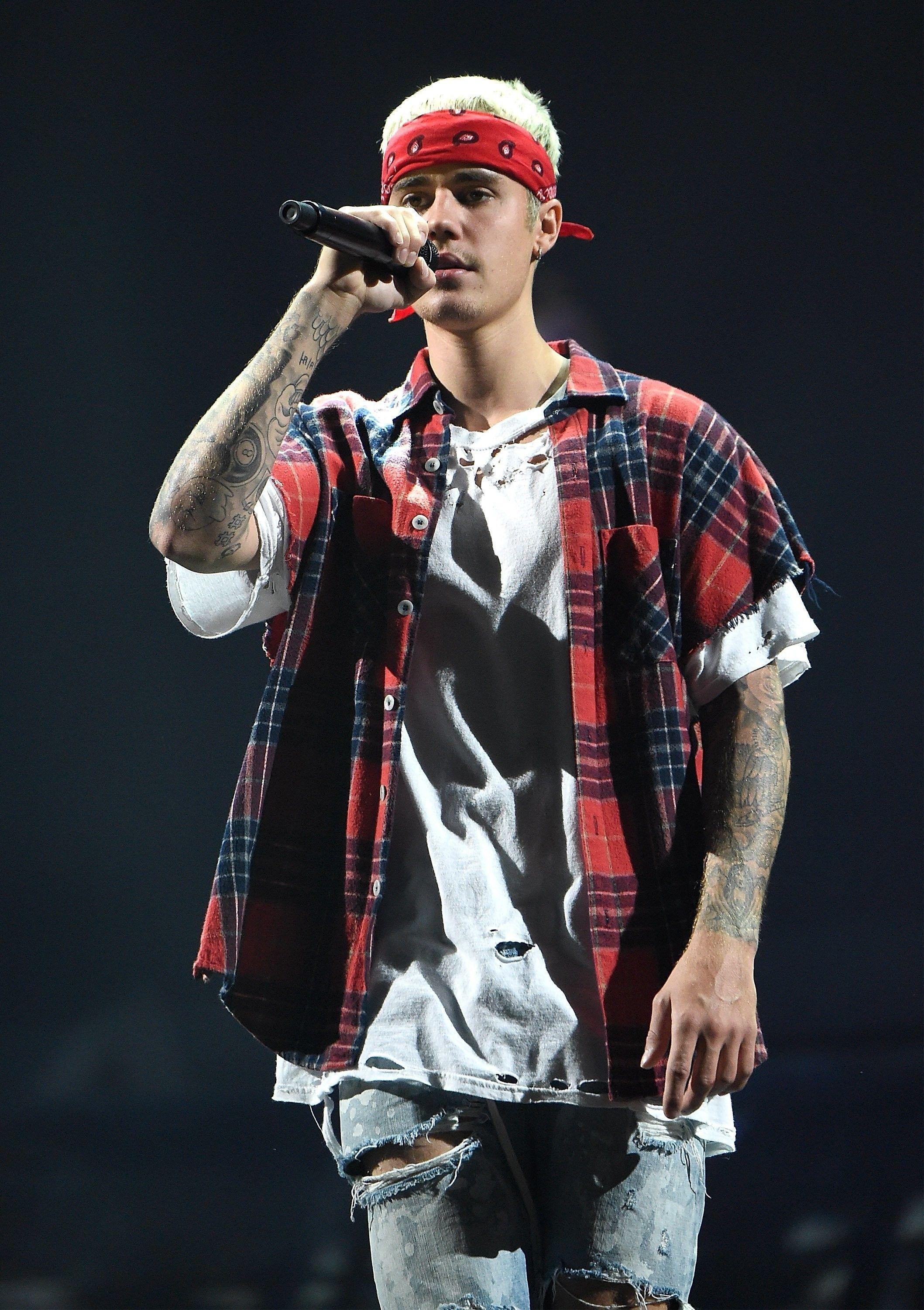 2117x3000 Justin Bieber New Wallpaper 2018