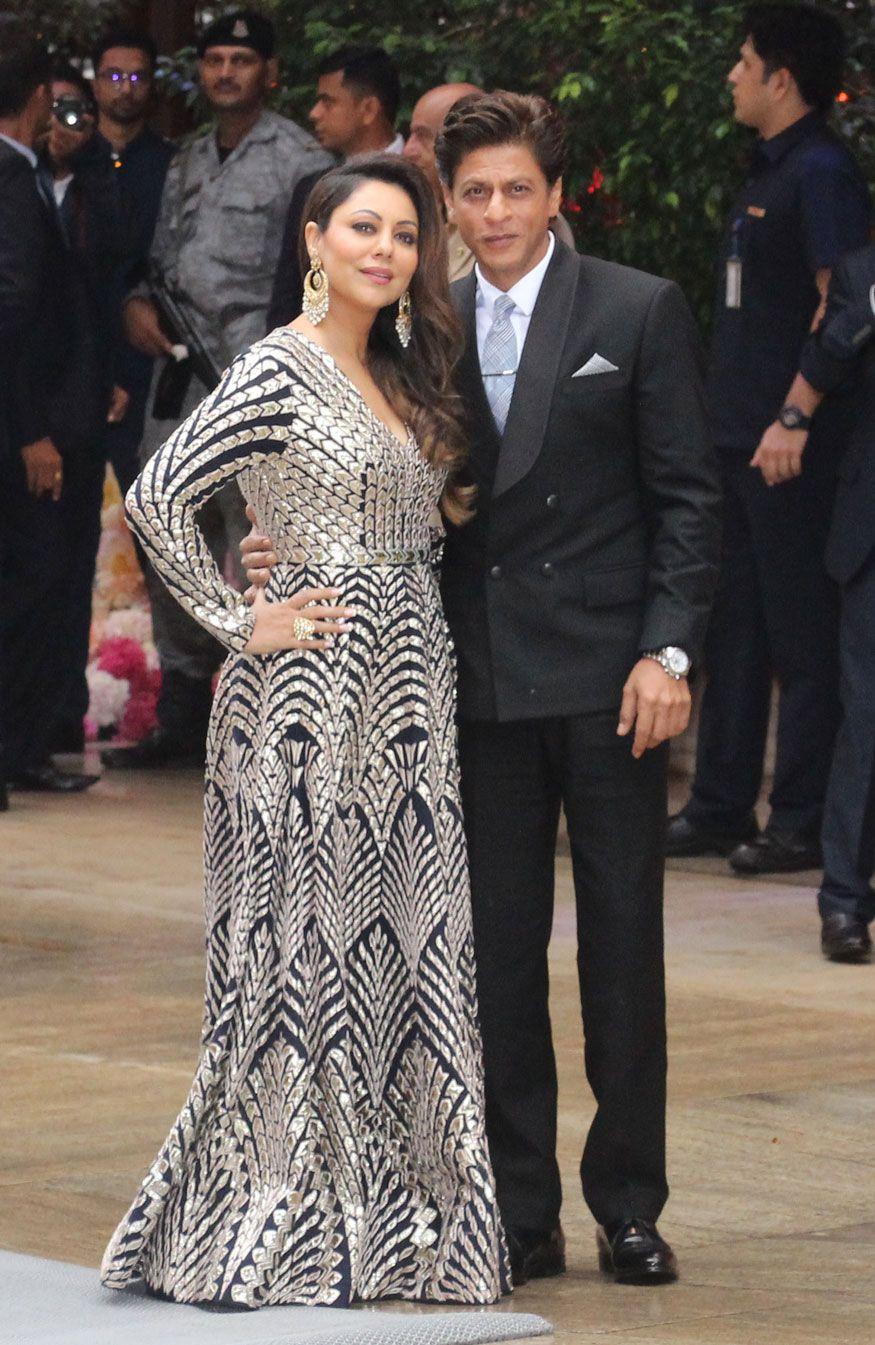 875x1345 SRK & Gauri Khan's Picture Make Us Believe in True Love