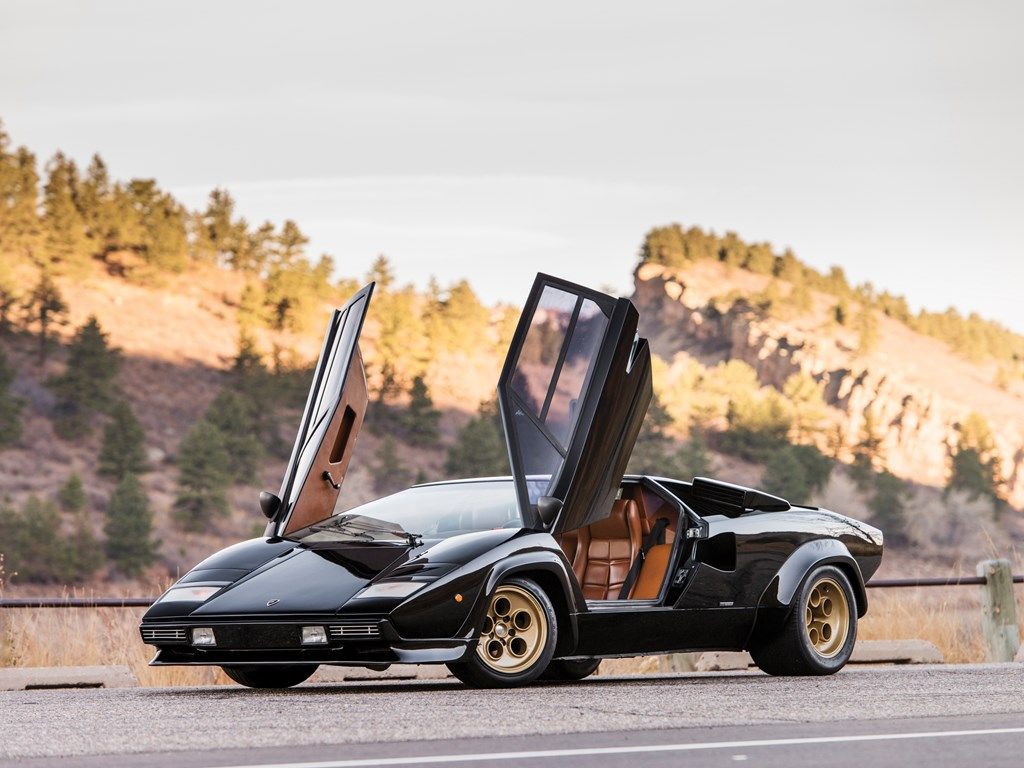 1024x768 Lamborghini Countach: The greatest car of the 1970s
