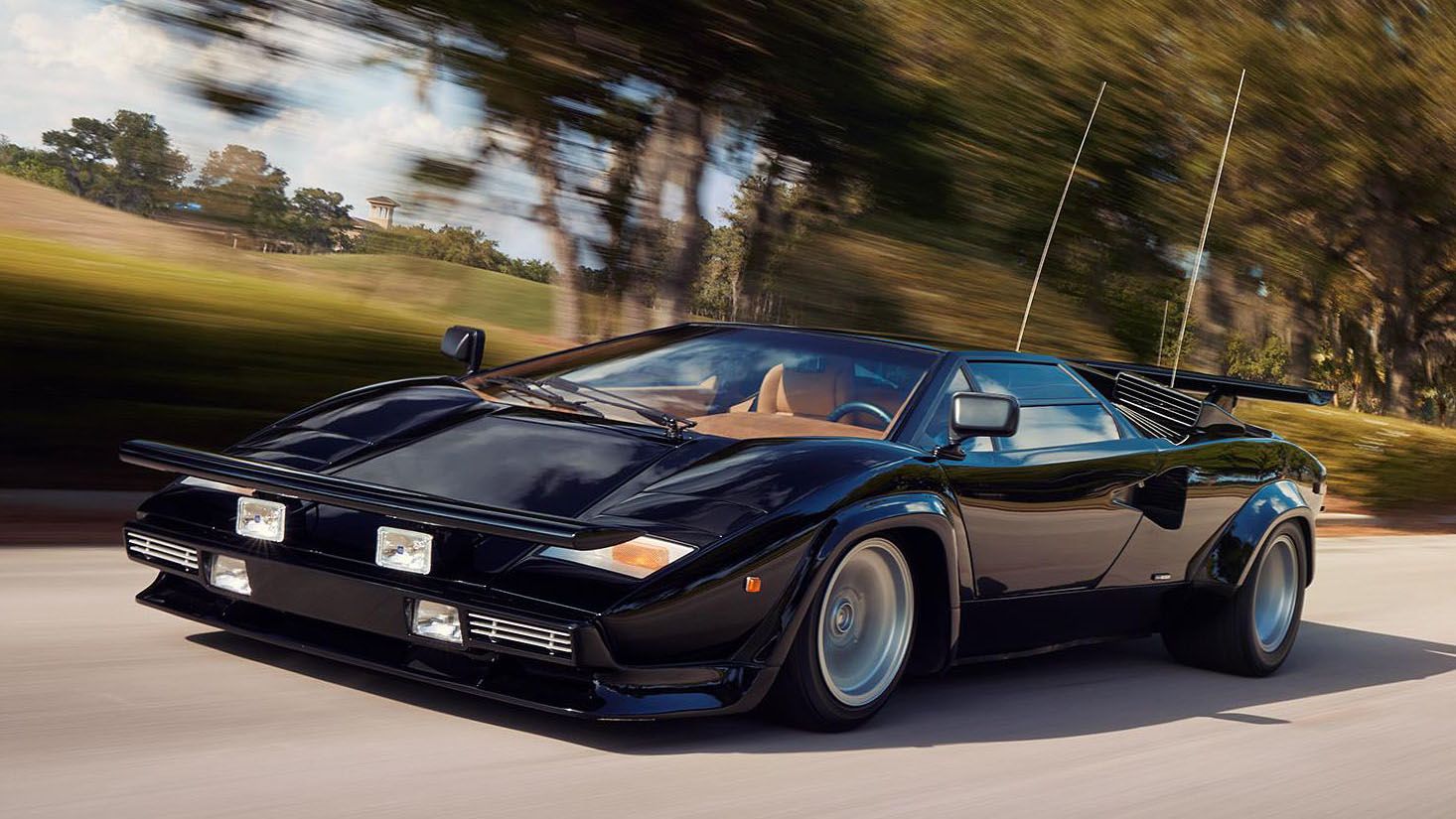 1466x825 Look at this amazing old Lamborghini Countach LP400 S from The Cannonball Run movie