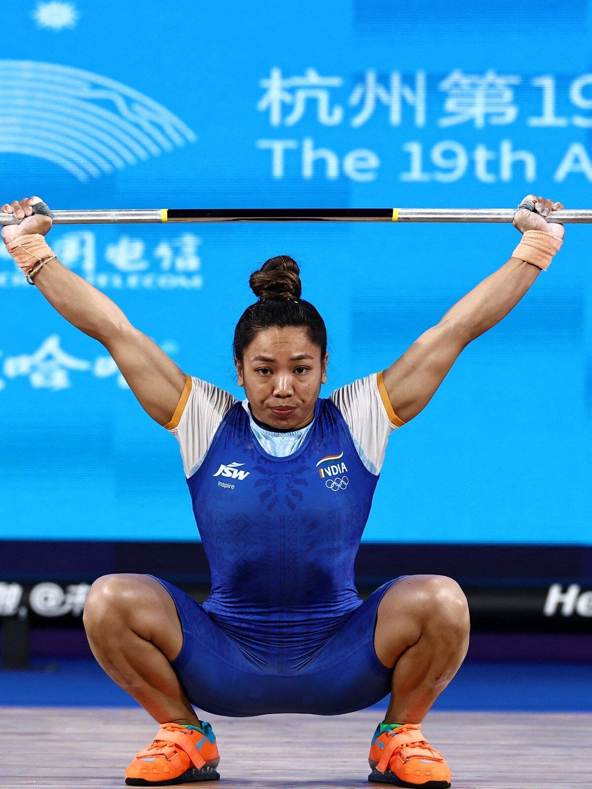 1200x1600 Mirabai Chanu Lifting Weights HD Wallpaper