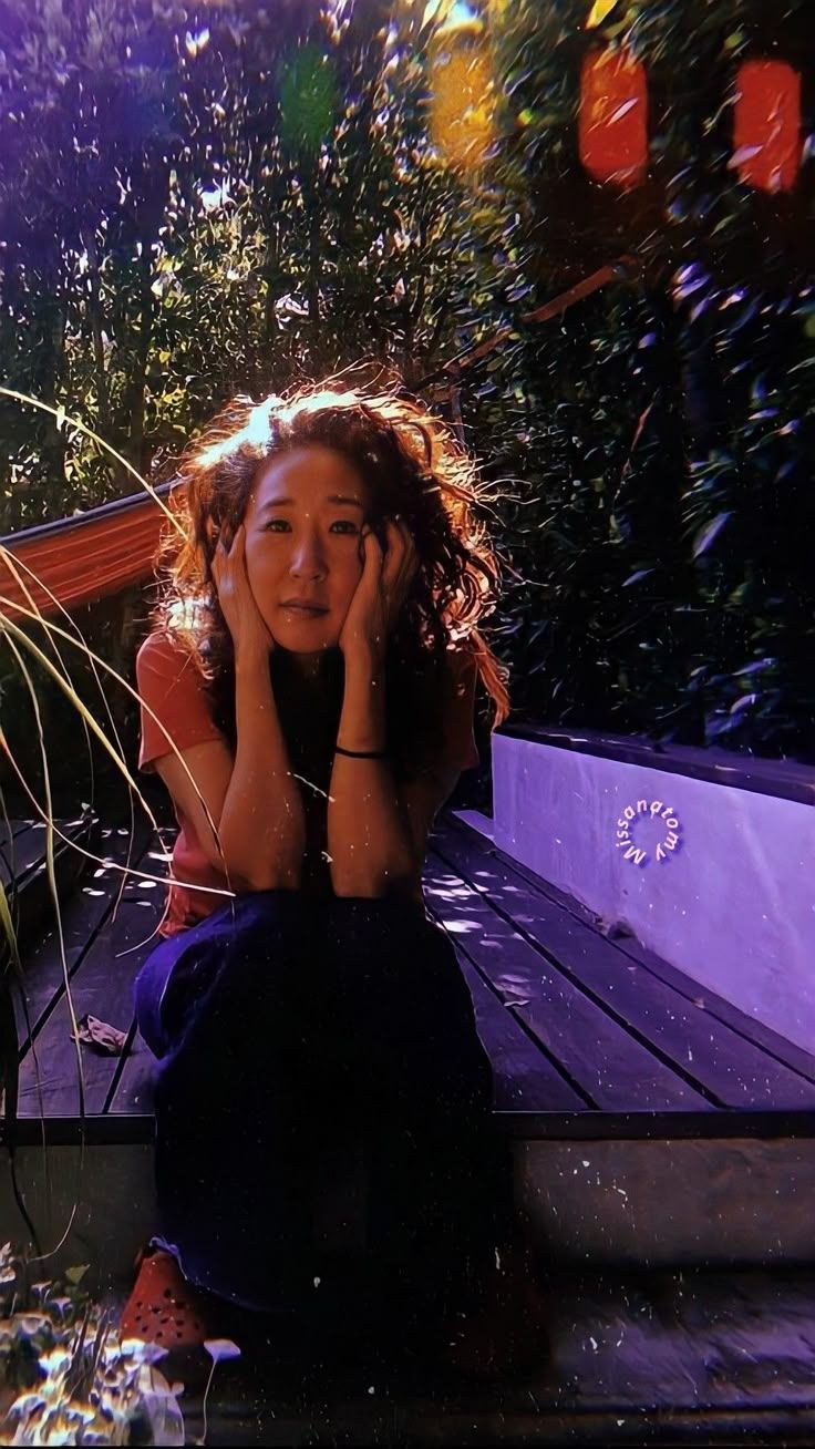 736x1308 Wallpaper Sandra Oh