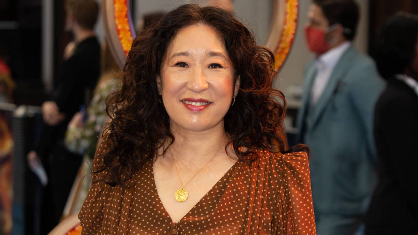 1600x900 Sandra Oh opens up about making People Magazine cover