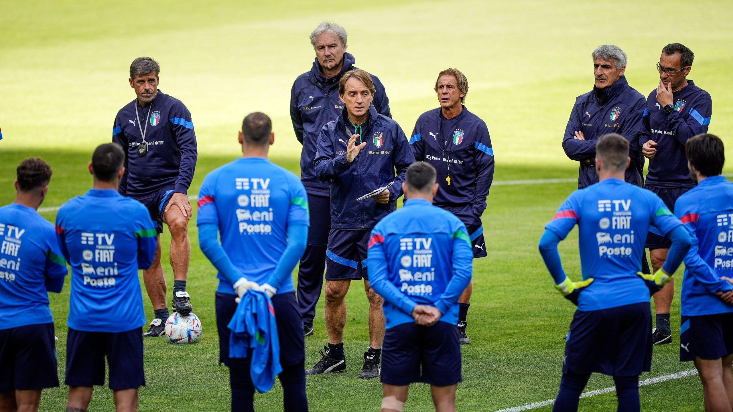 2560x1440 Italy Coach Roberto Mancini Announces Surprise Resignation After Up And Down Tenure