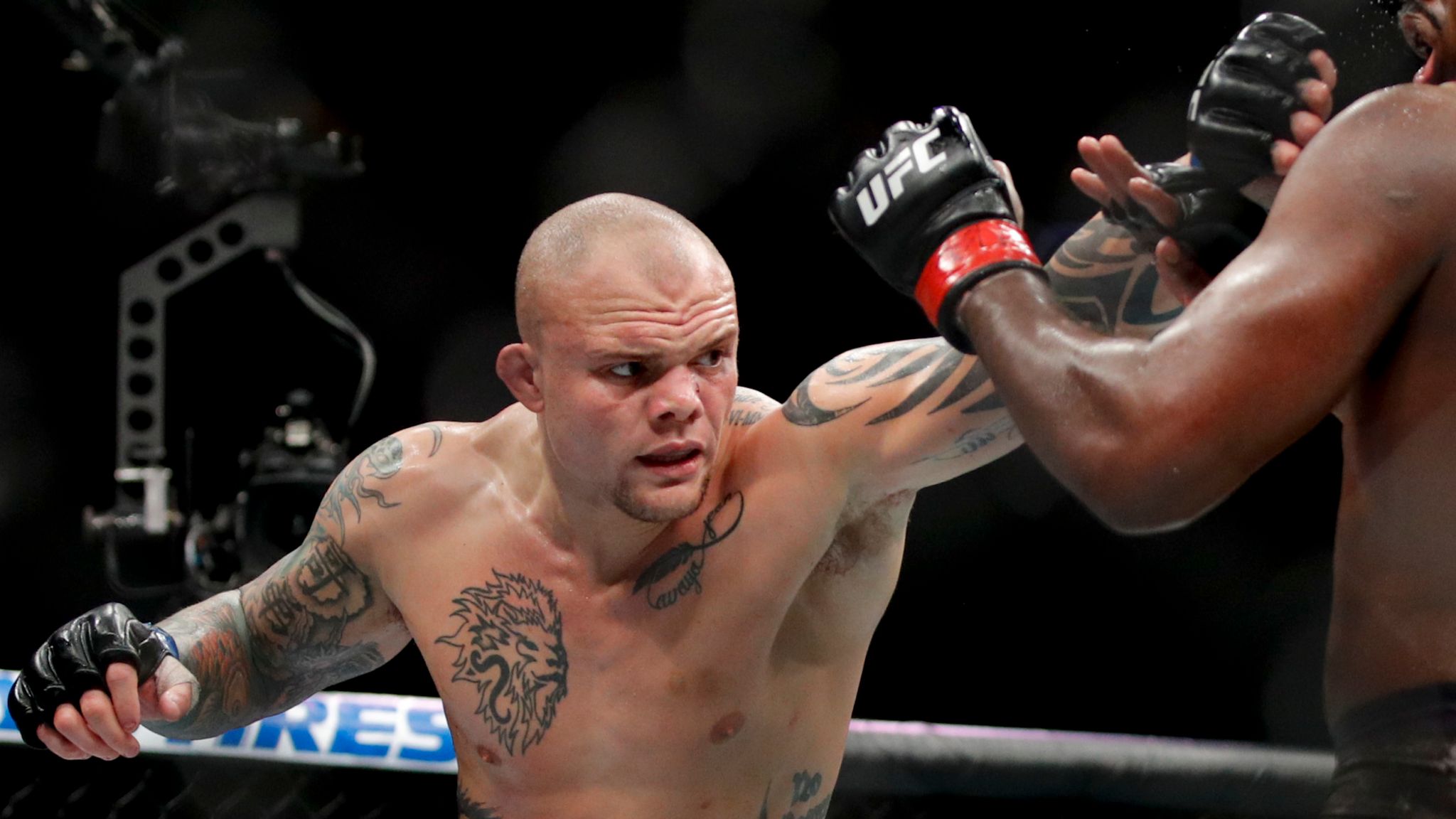 2048x1152 Anthony Smith Looking To Bounce Back In UFC After House Break In Ordeal Last Year