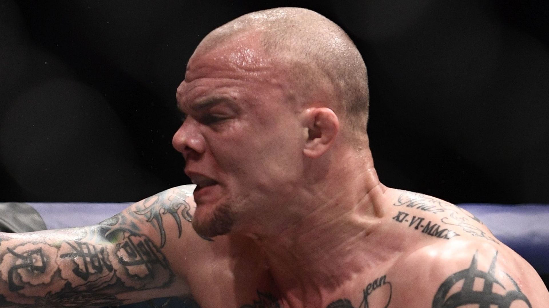 1920x1080 Anthony Smith explains why UFC light heavyweights 'are in trouble' due to his new 'dog on a leash' approach. DAZN News GB
