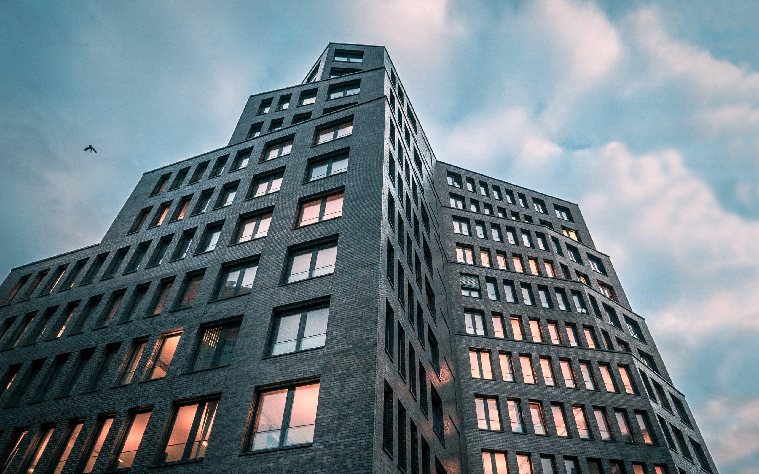 2560x1600 Download wallpaper: Building from Hamburg, Germany 2560x1600