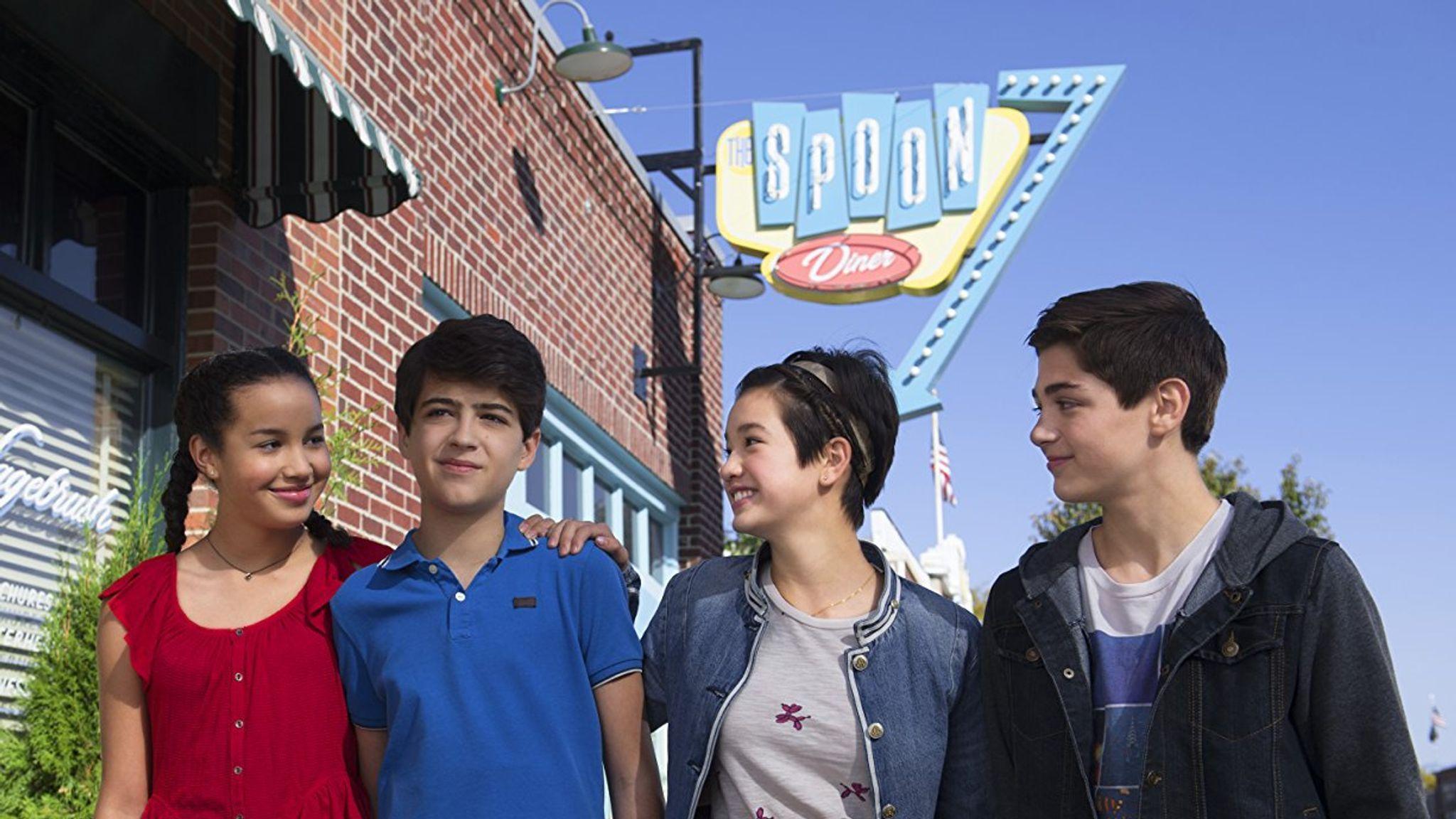 2048x1152 Disney Channel has first ever gay storyline in children's show. Ents & Arts News