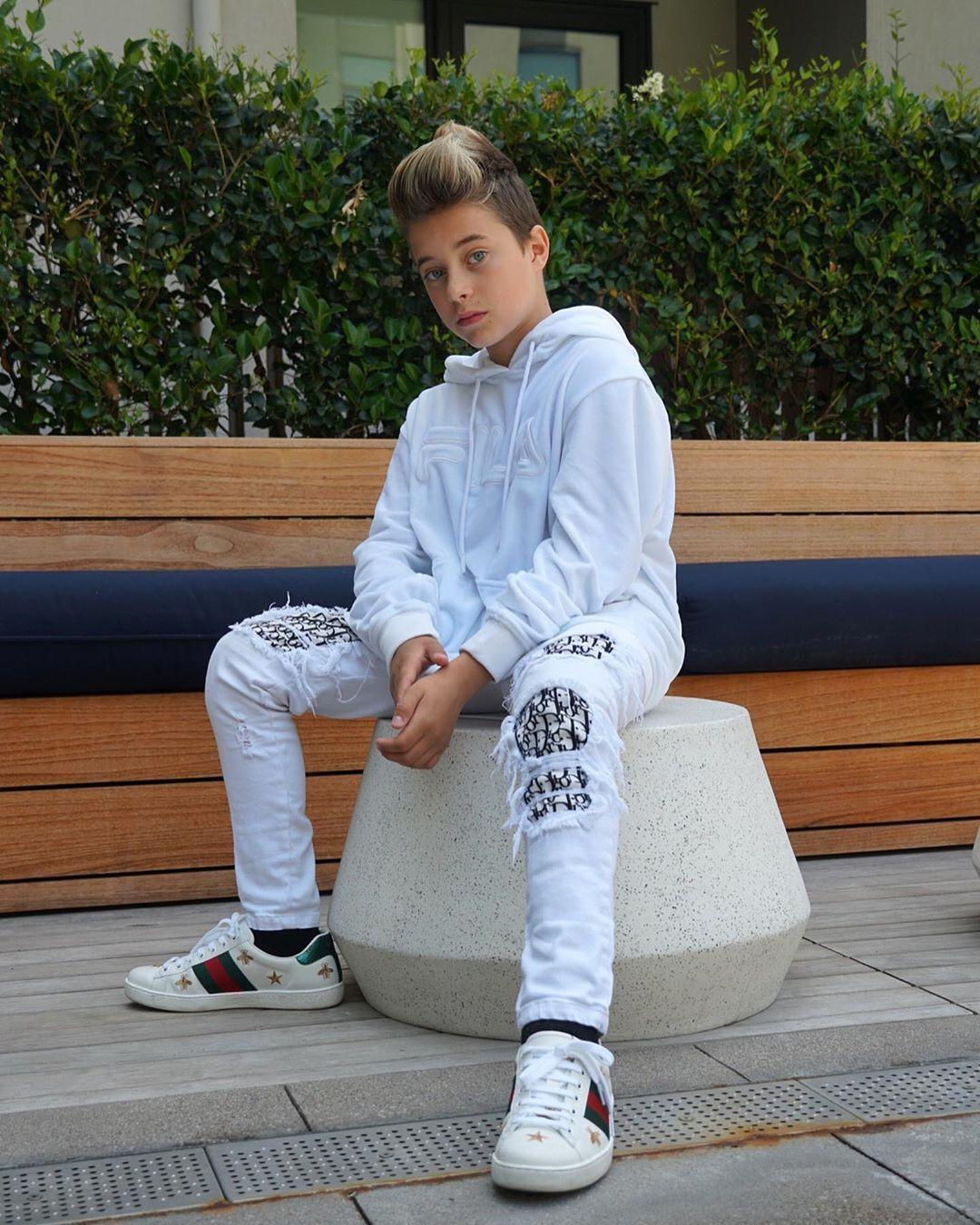 Gavin Magnus Wallpapers - Top Free Gavin Magnus Backgrounds