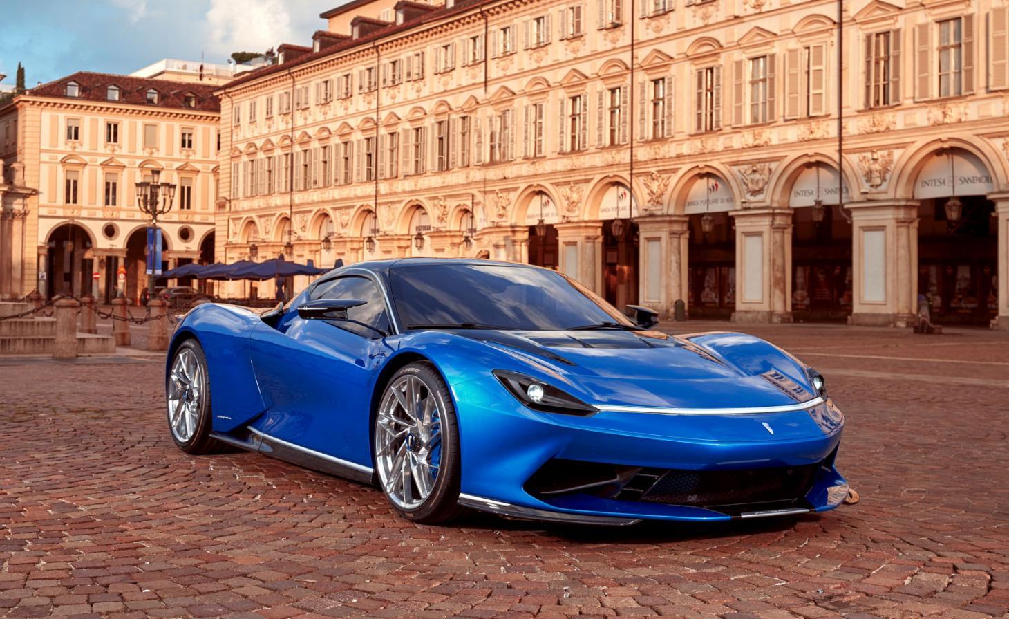 1460x895 The difficulty of creating an elegant SUV. Wallpaper*