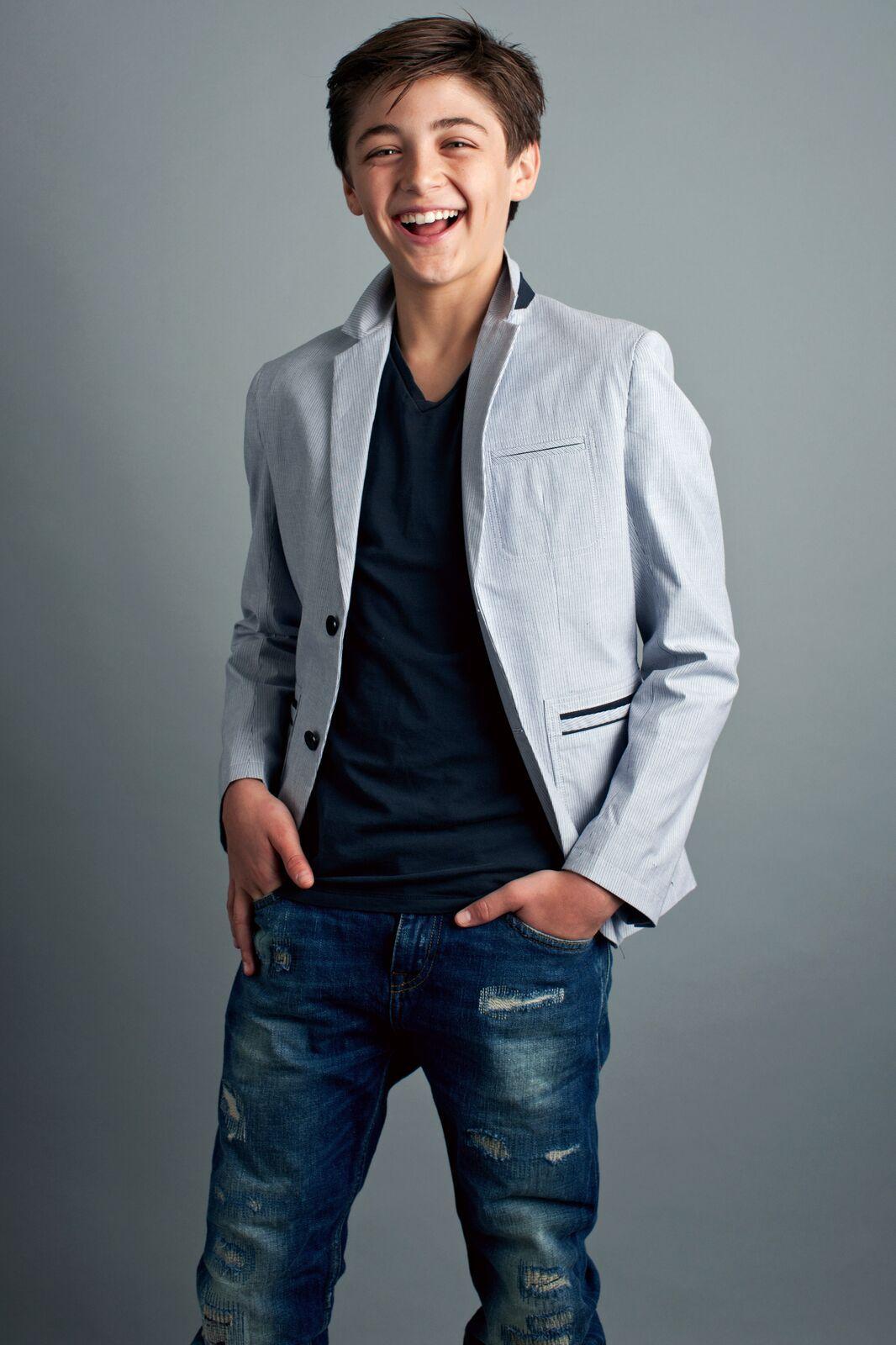 1066x1600 Asher Angel Gushes Over &;Andi Mack&;. TEENPLICITY. Andi mack, Asher, Angel