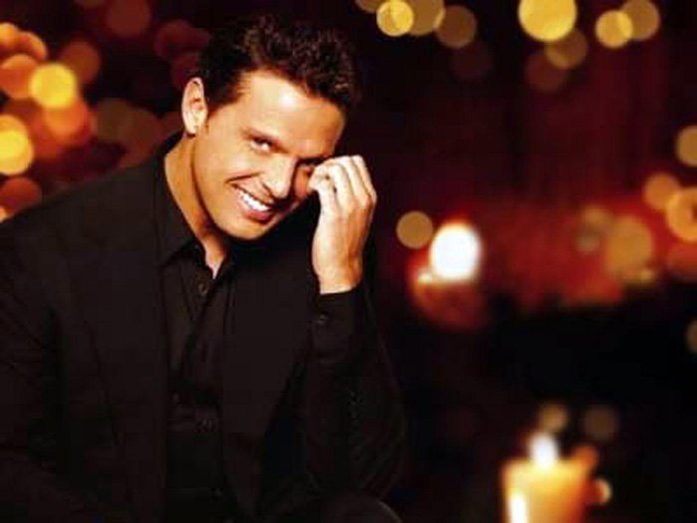 Luis Miguel Wallpapers - Top Free Luis Miguel Backgrounds - WallpaperAccess