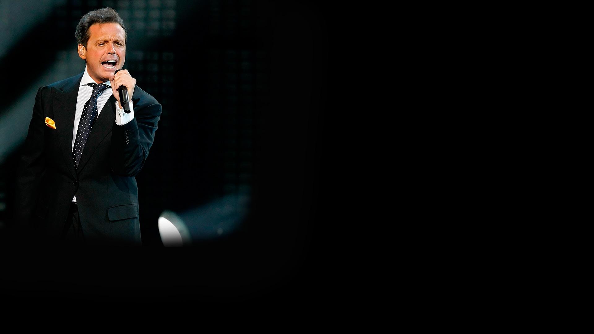 Luis Miguel Wallpapers - Top Free Luis Miguel Backgrounds - WallpaperAccess