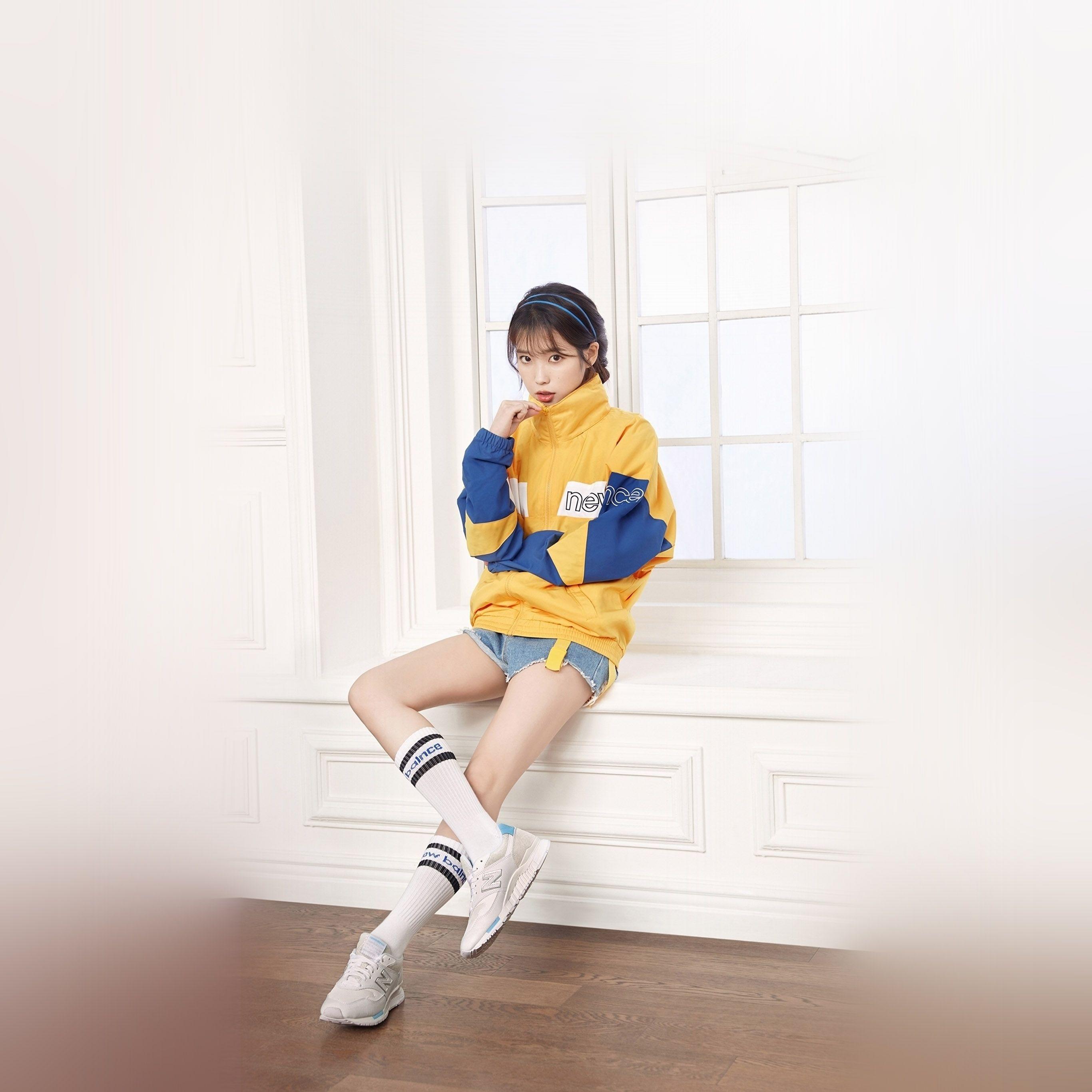 2732x2732 Iu Korean Singer Girl Kpop Wallpaper