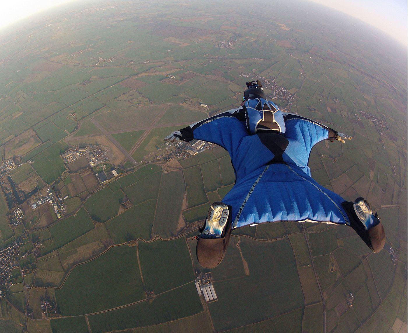 1400x1145 Wingsuit Flying Free Desktop Wallpaper Screensaver Picture Large