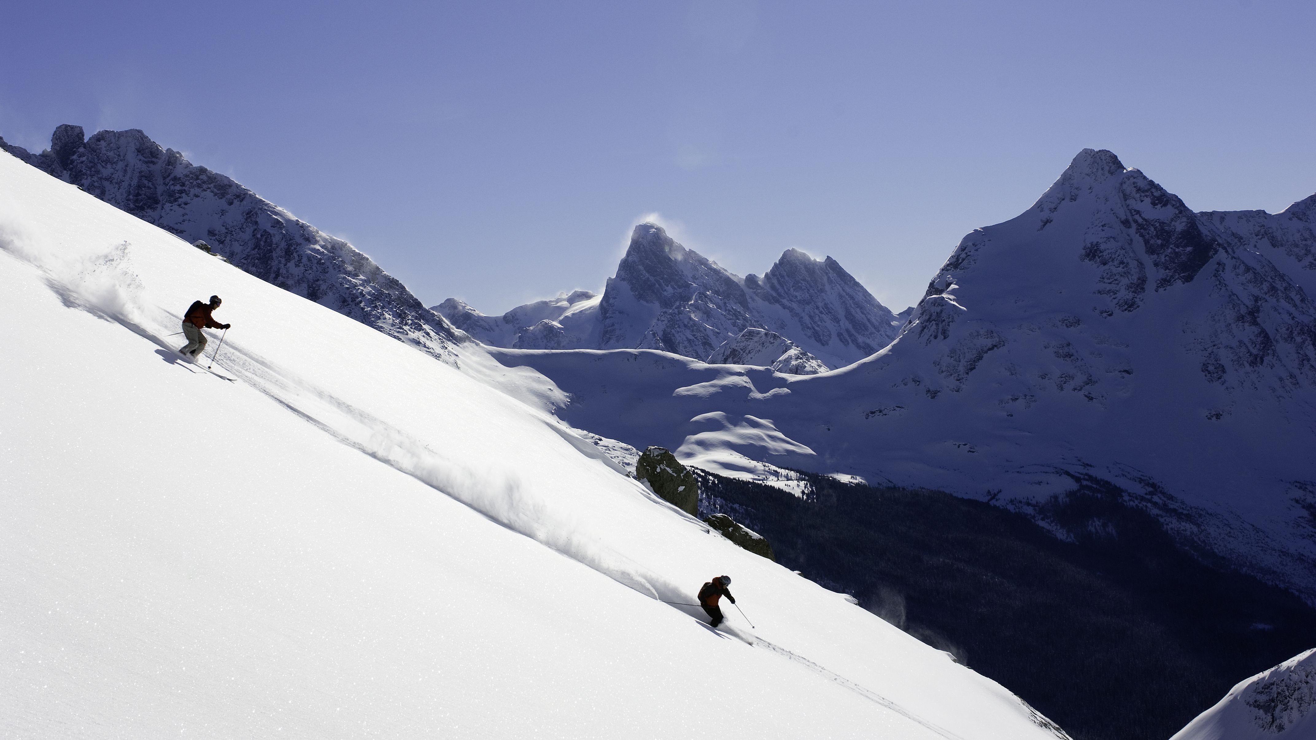 4288x2412 Best Heli Skiing Places Around The World