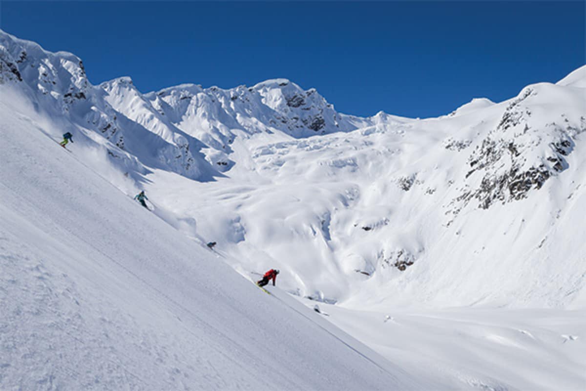 1200x800 Whistler Heli Skiing