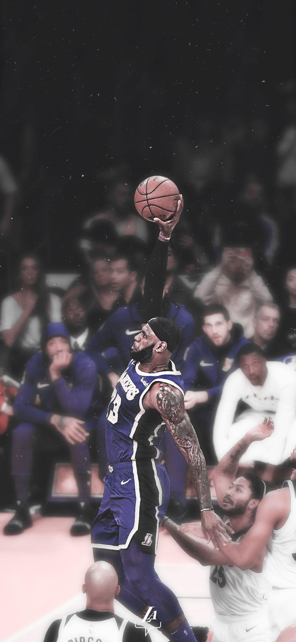 1125x2436 Lebron James Dunk Wallpaper