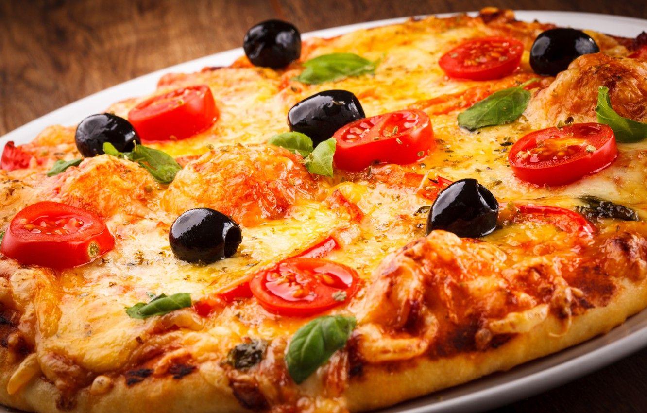 1332x850 Wallpaper food, chicken, cheese, pizza, tomatoes, dish, olives image for desktop, section еда