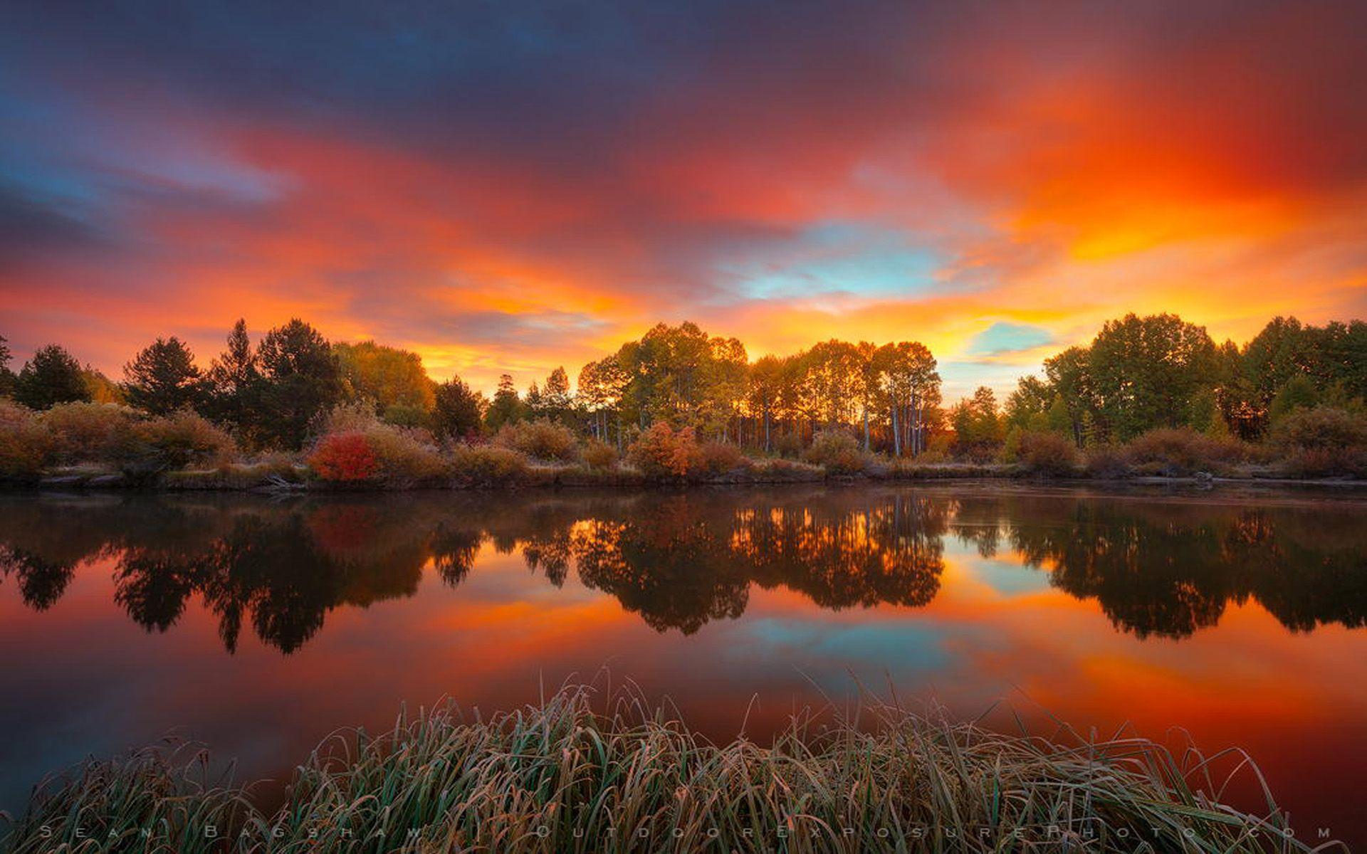 1920x1200 Autumn Sky Sunrise On The Deschutes River The Main Tributary Of The Columbia River In Oregon Desktop Wallpaper HD 1920x1200 :