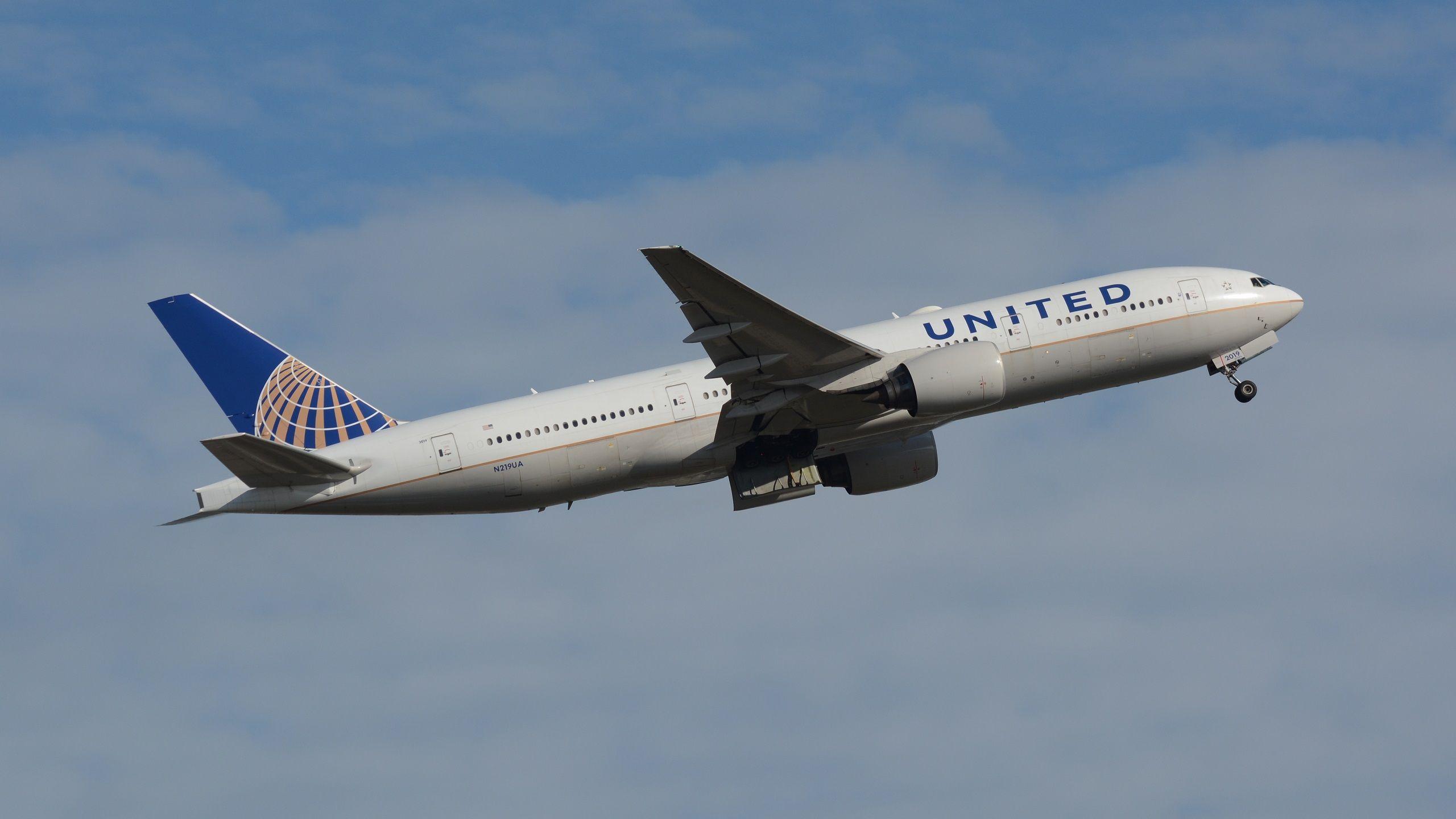 2560x1440 United Airlines Wallpaper. Manchester United Wallpaper High Quality, United States Wallpaper and United States Desktop Background