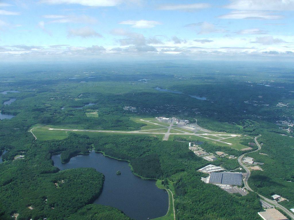 1024x768 Worcester Airport