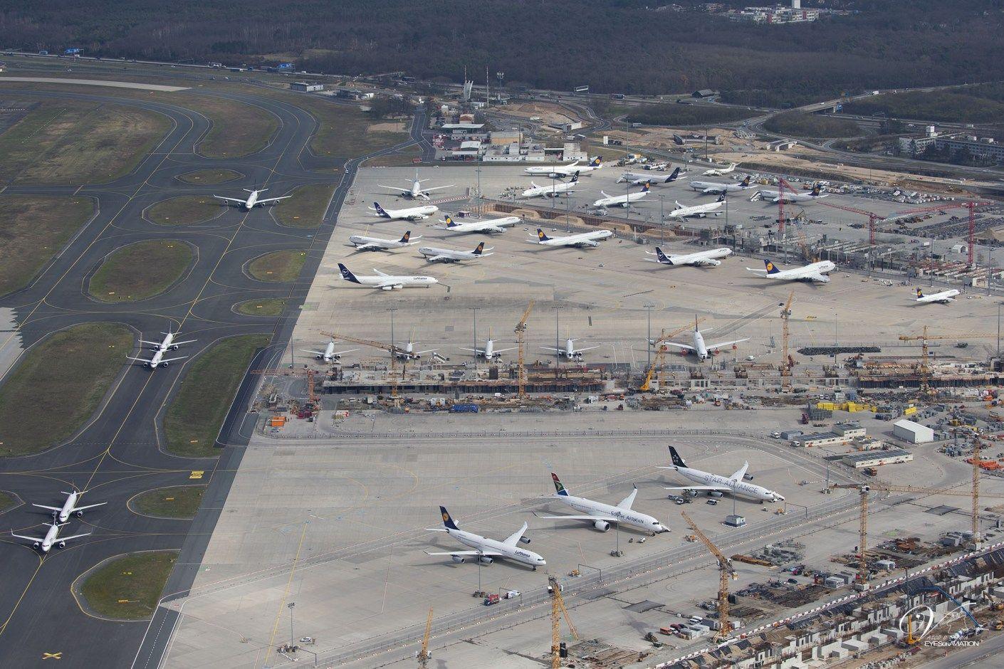 1410x940 In picture: Grounded aircraft around the world