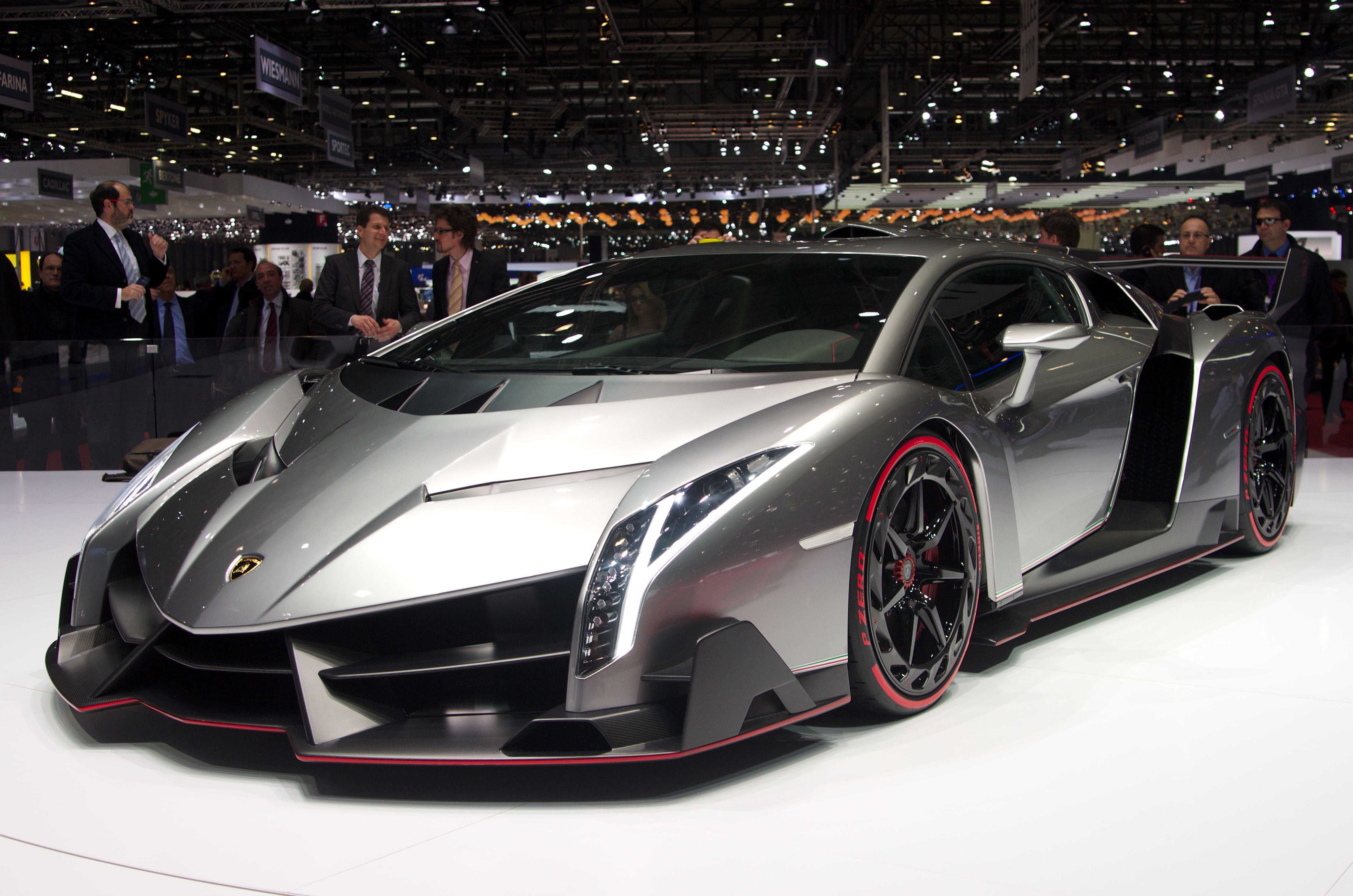 4723x3128 Lamborghini Veneno