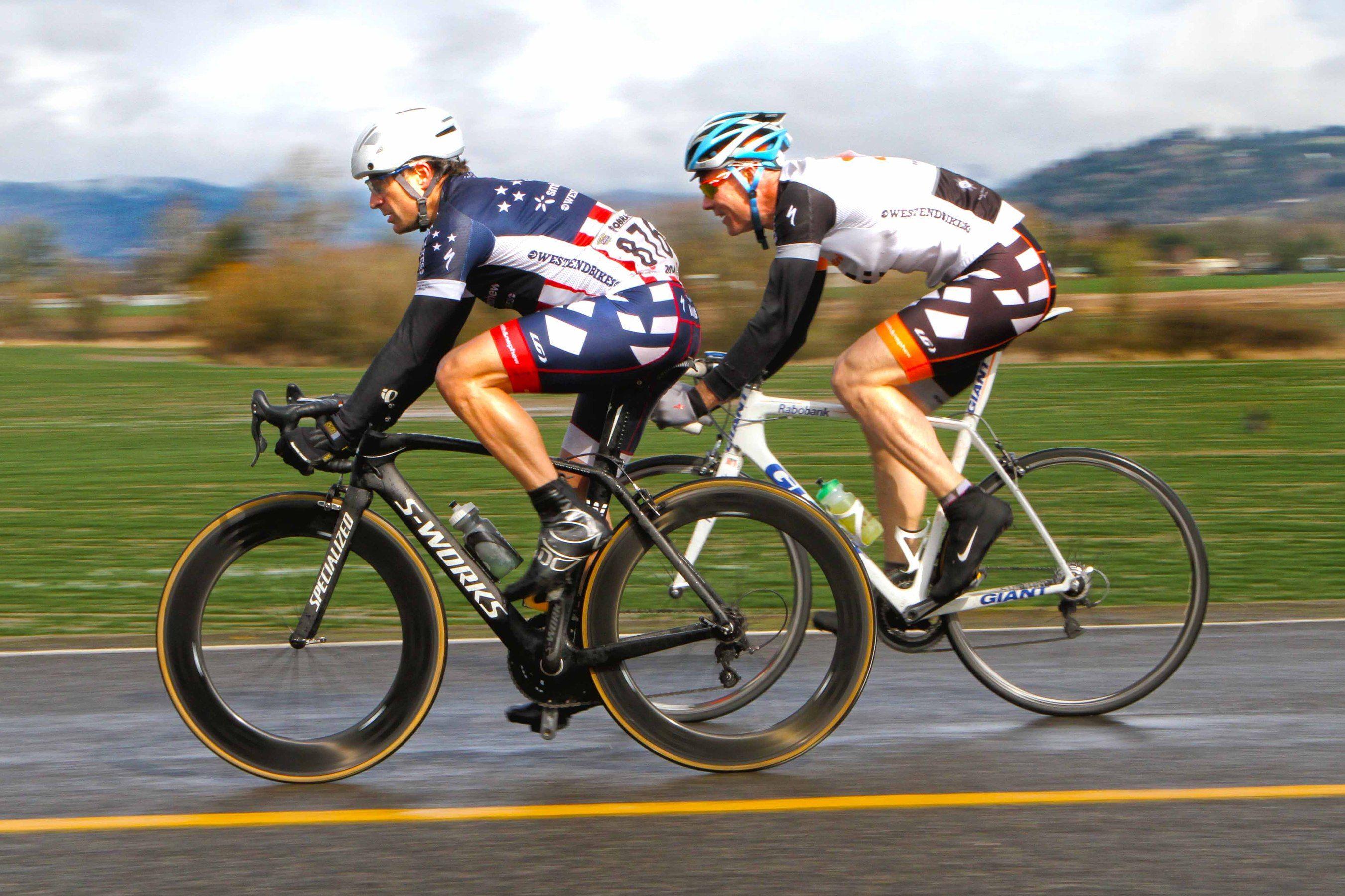 2700x1800 Bicycle Road Racing Wallpaper