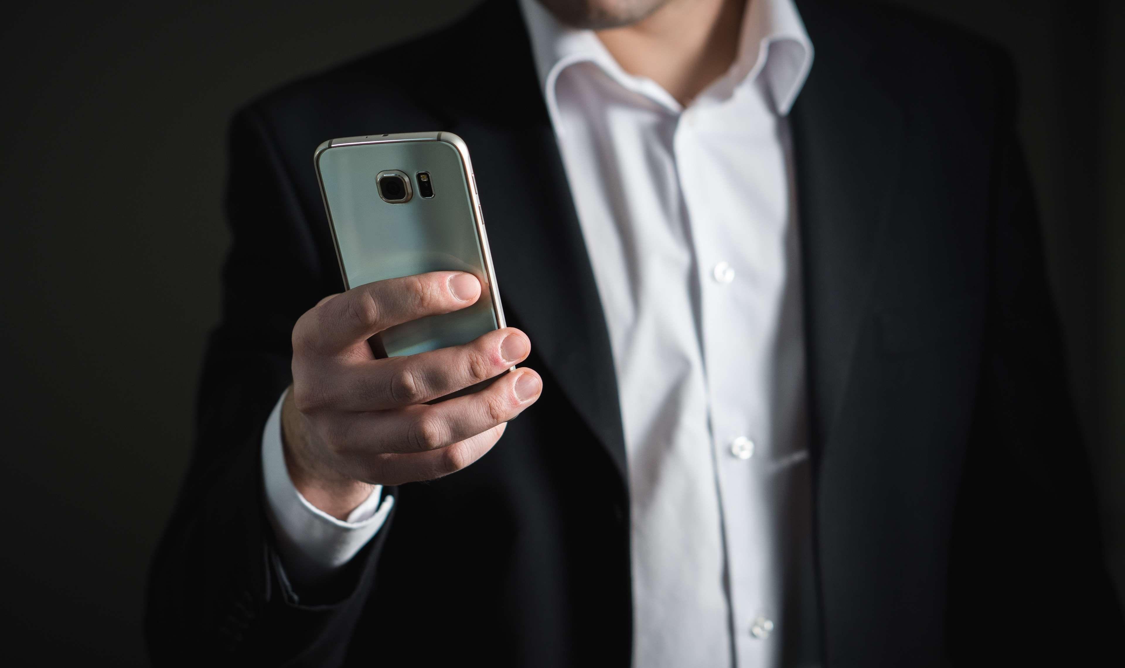3840x2282 black, business, businessman, busy, classy, communication, corporate, hand, holding, man, marketing, mobile phone, phone, real estate agent, salesman, smartphone, social media, successful, suit, technology 4k wallpaper HD Wallpaper