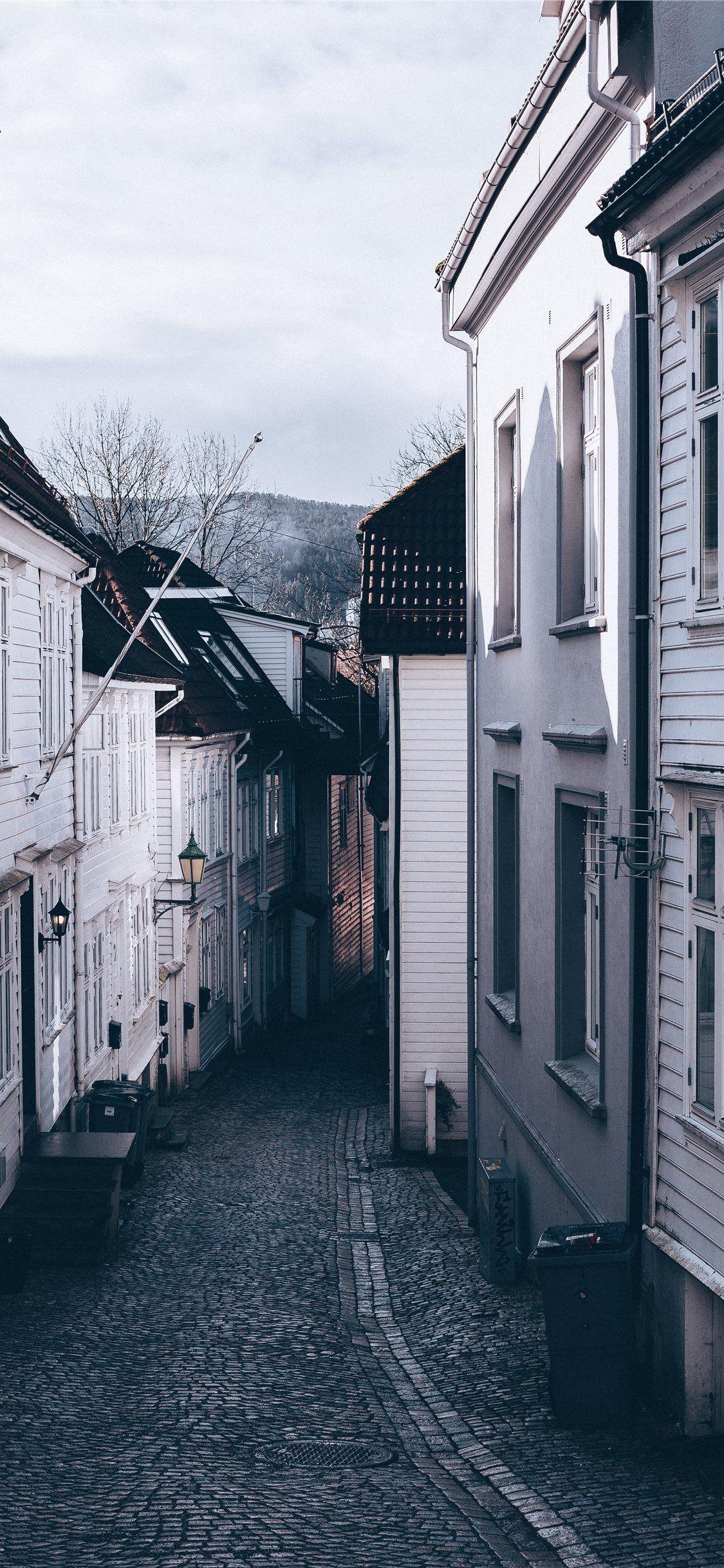 1125x2436 Bergen Norway iPhone X Wallpaper Free Download