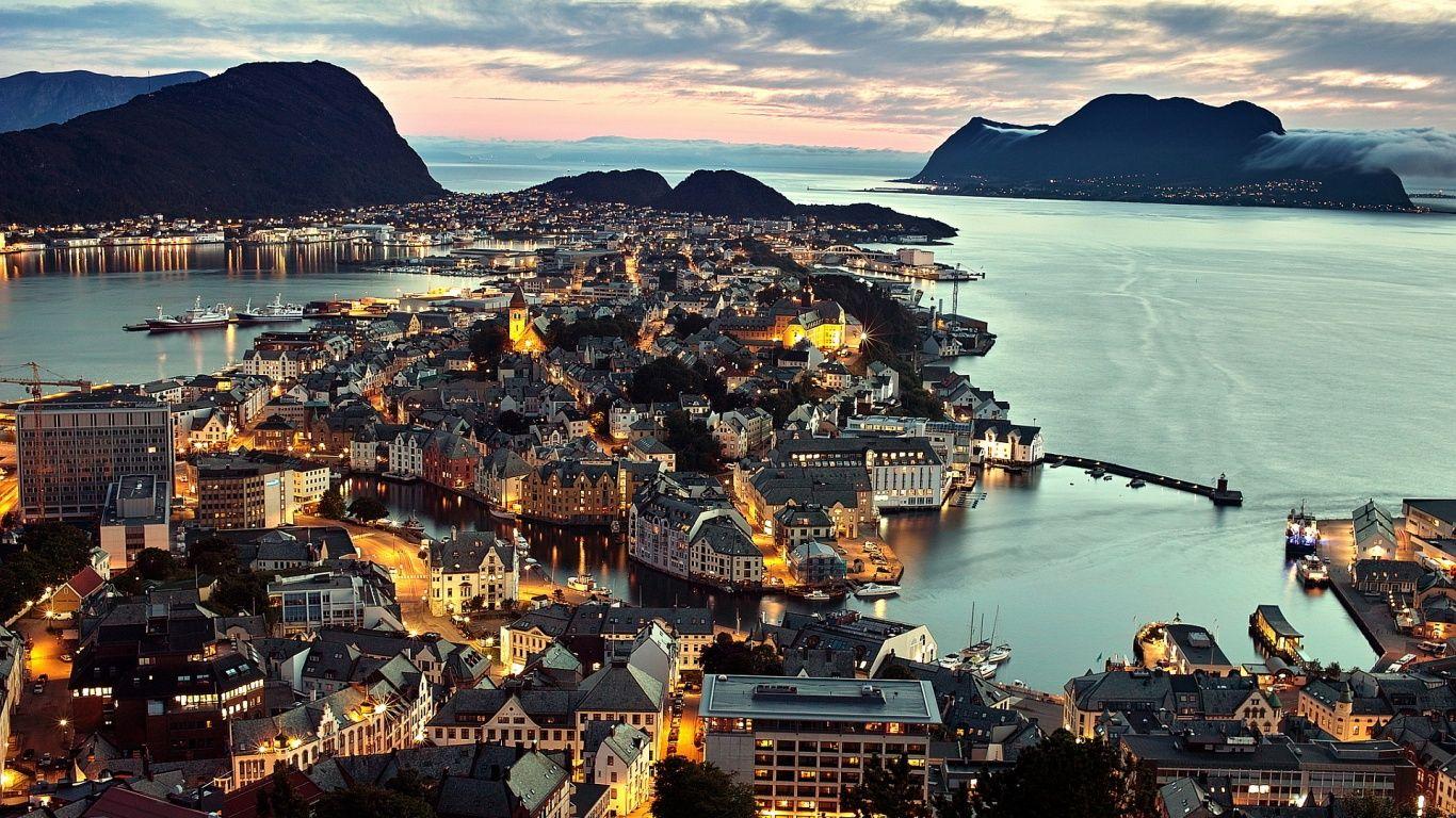 1366x768 Desktop Image of Norway