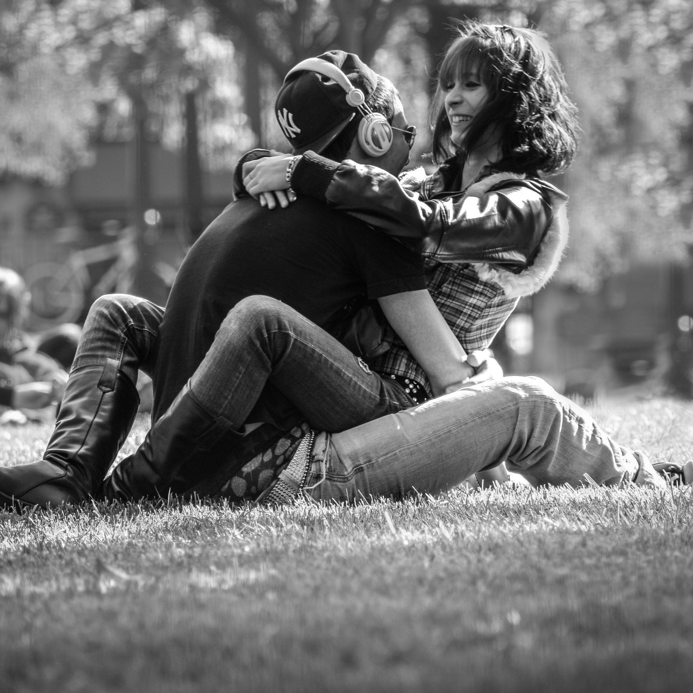 2304x2304 Wallpaper / couple youth in love paris park young couple 4k wallpaper