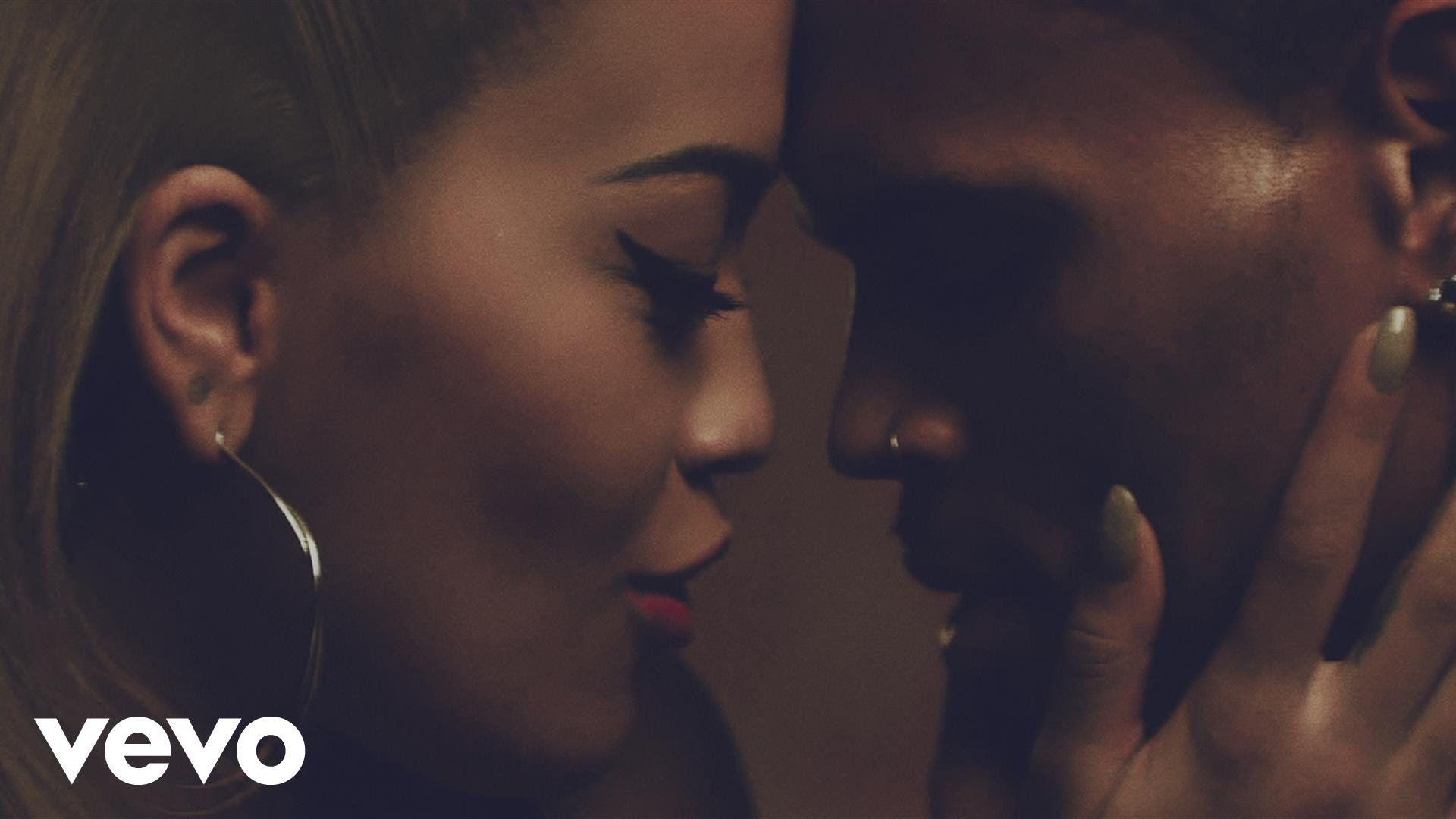 1920x1080 RITA ORA on Me (Video) ft. Chris Brown