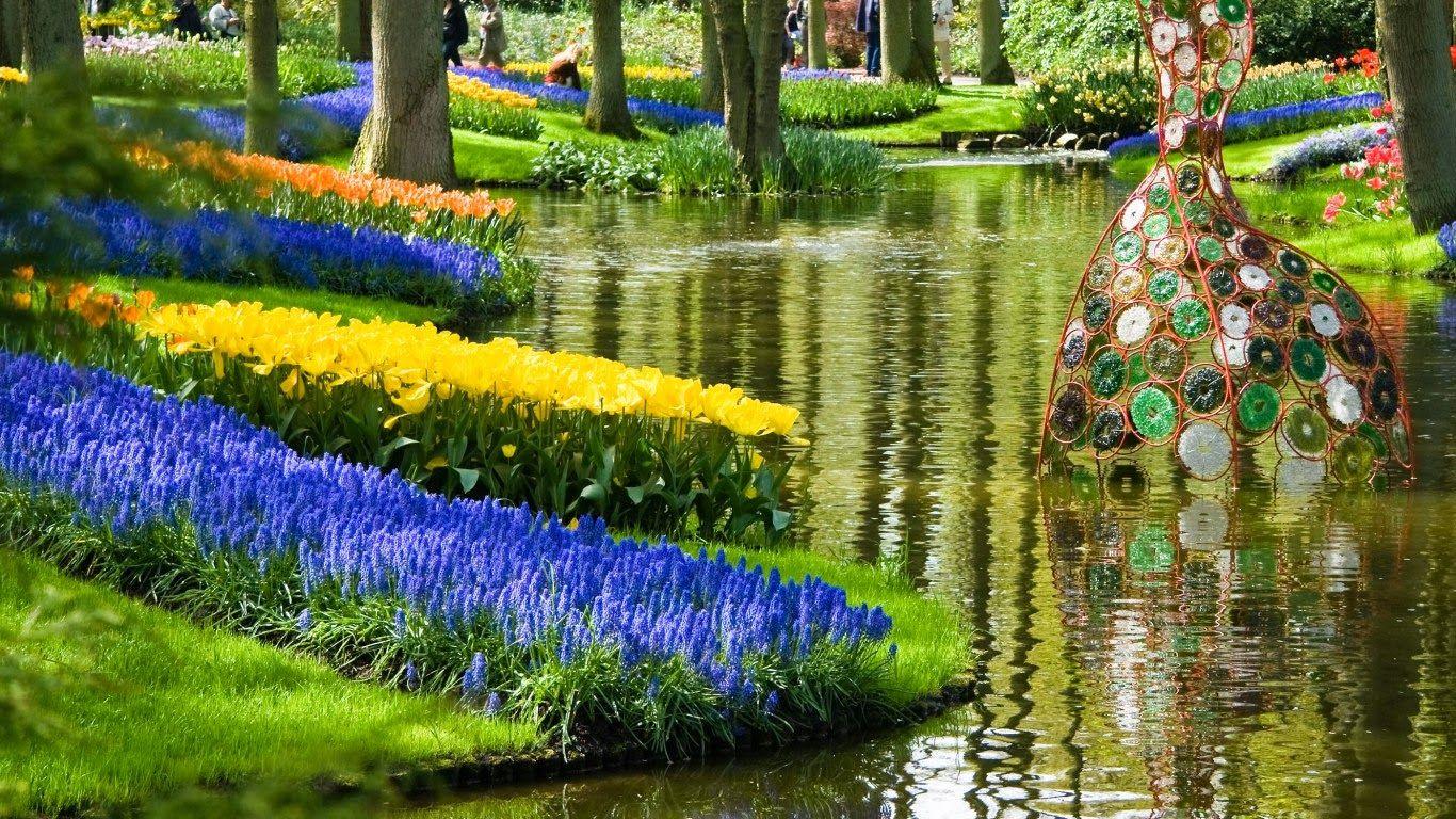 1366x768 3D Flower Garden, Download Wallpaper