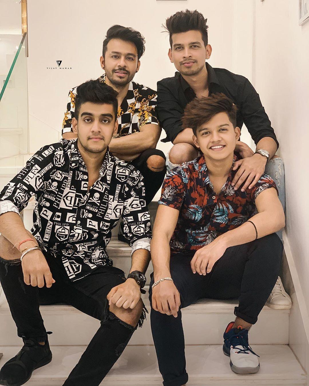 1080x1349 Riyaz Aly Wallpaper, Photo, Image & Picture Chilling With My Family 2020
