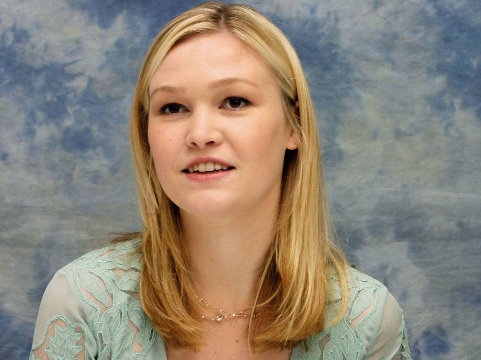1600x1200 1600x1200 Julia Stiles widescreen wallpaper. Mocah.org HD Desktop Wallpaper