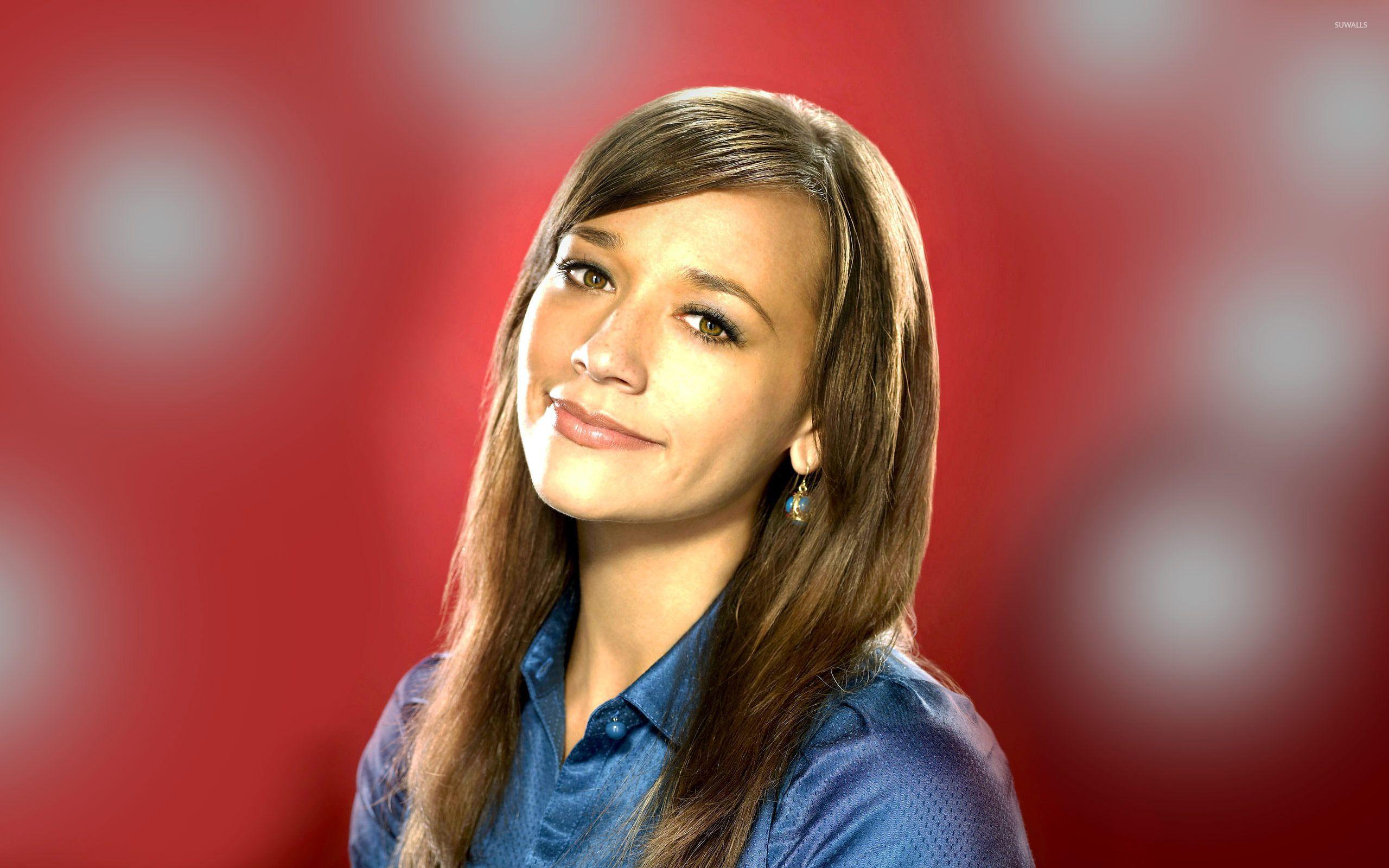 2560x1600 Rashida Jones [5] wallpaper wallpaper