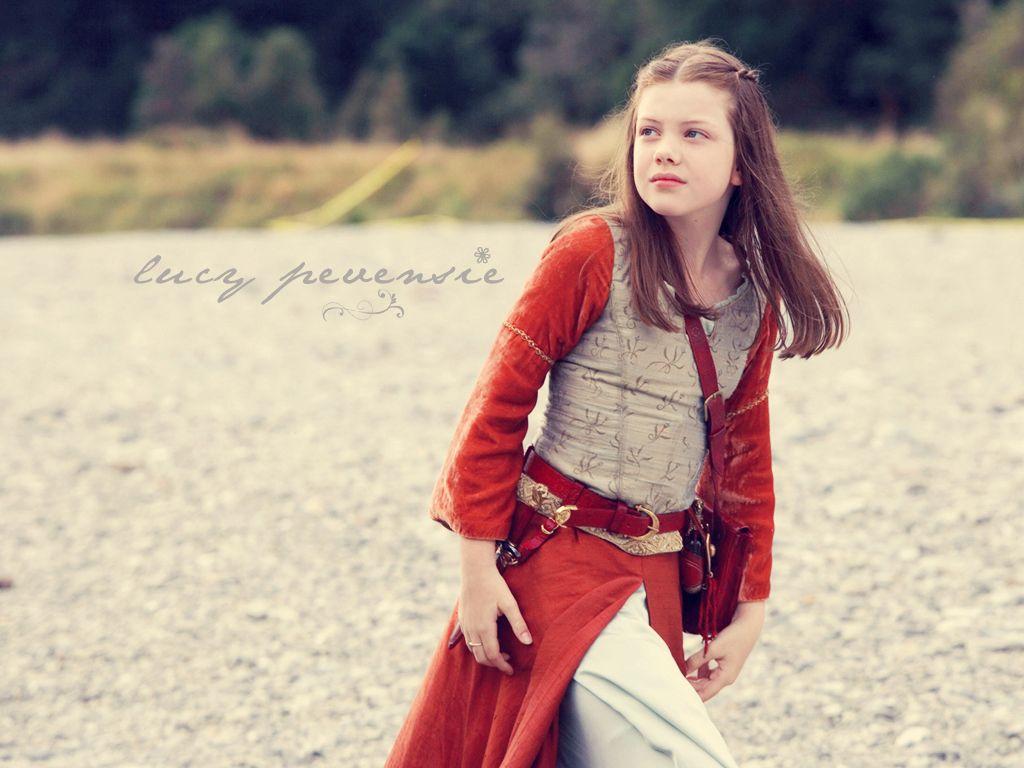 1024x768 Lucy Pevensie Wallpaper