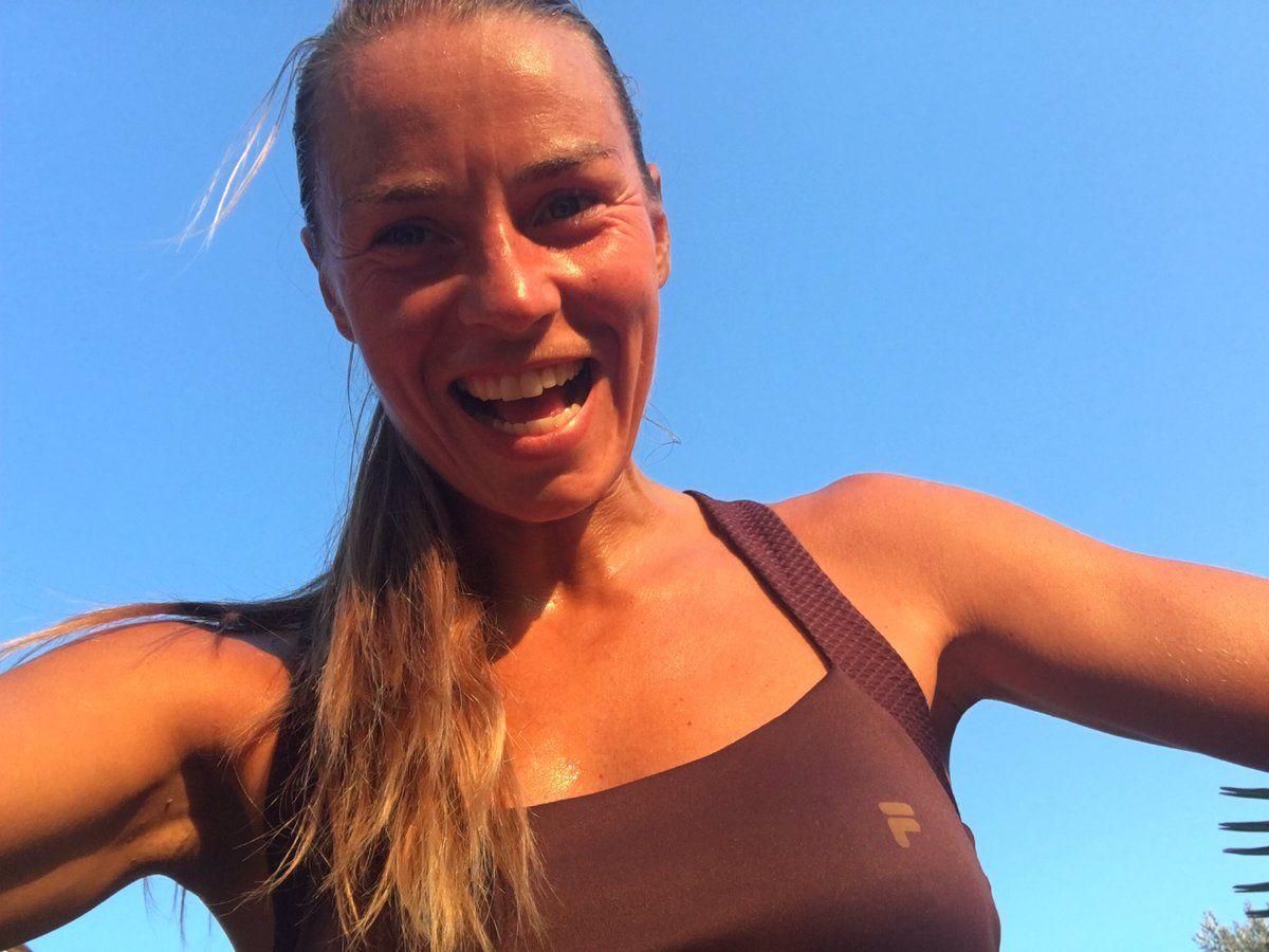 1200x900 Tina Maze', runnin', runnin'.. #ilovesport