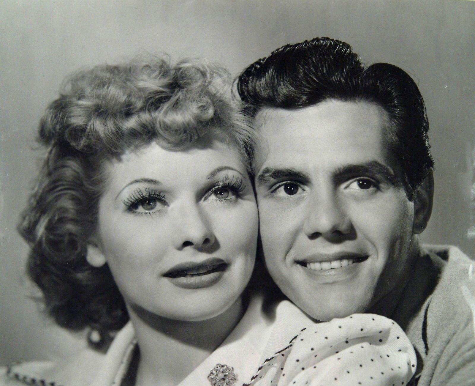 1600x1299 I Love Lucy Comedy Family Sitcom Television I Love Ball Desi Arnaz HD Wallpaper